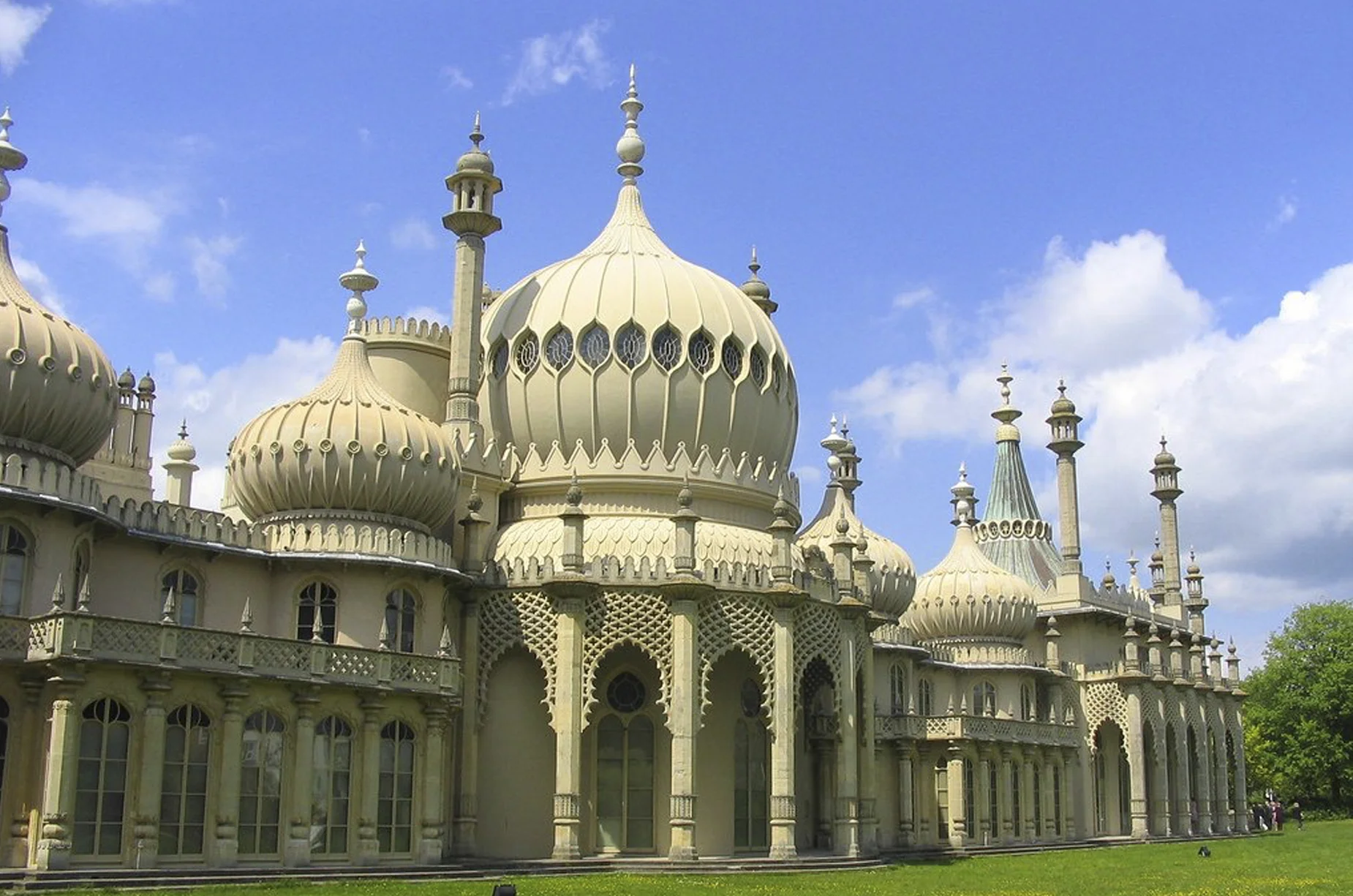 'Subversive Design', Brighton Museum & Art Gallery | Fragile Future