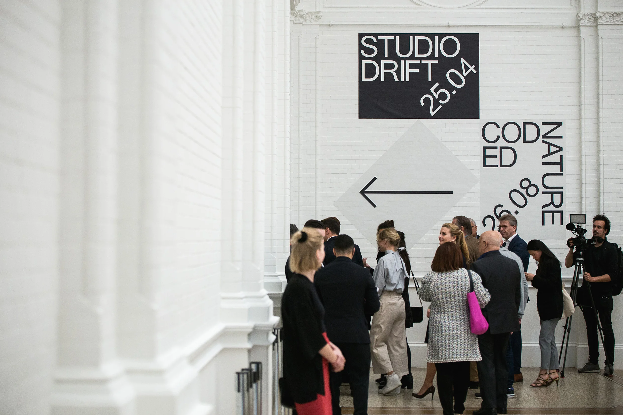 2018.studiodrift.stedelijkmuseumamsterdam.036_A4300dpi.jpg