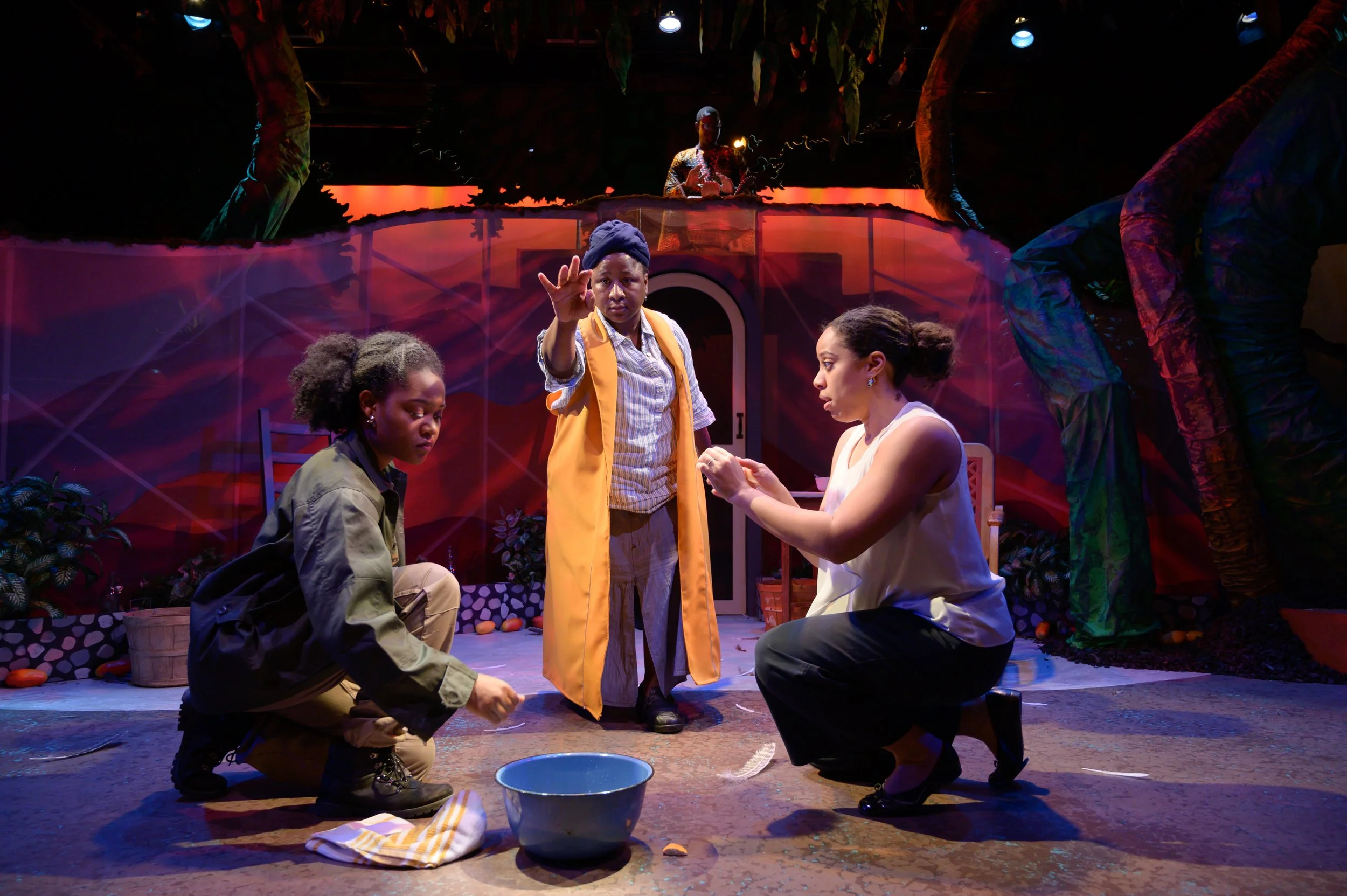 REVIEW: All My Mothers Dream in Spanish at Azuka Theatre highlights the connections between generations