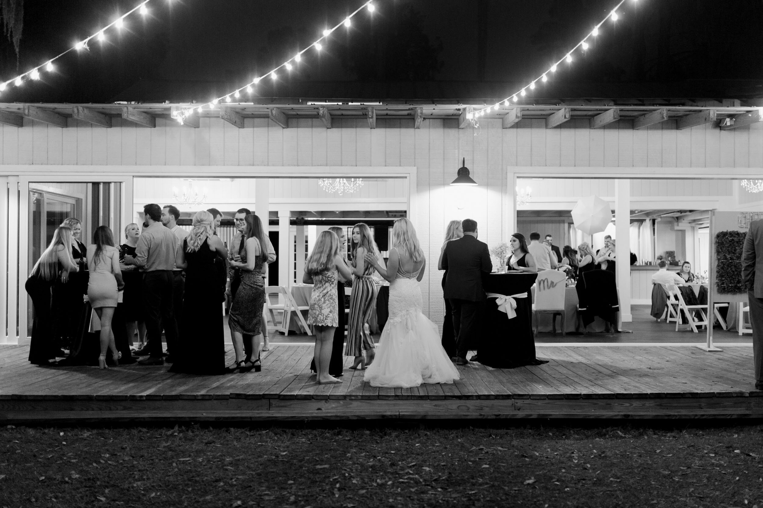 the-barn-at-crescent-lake-wedding-photos-brittany-and-jody-107.jpg