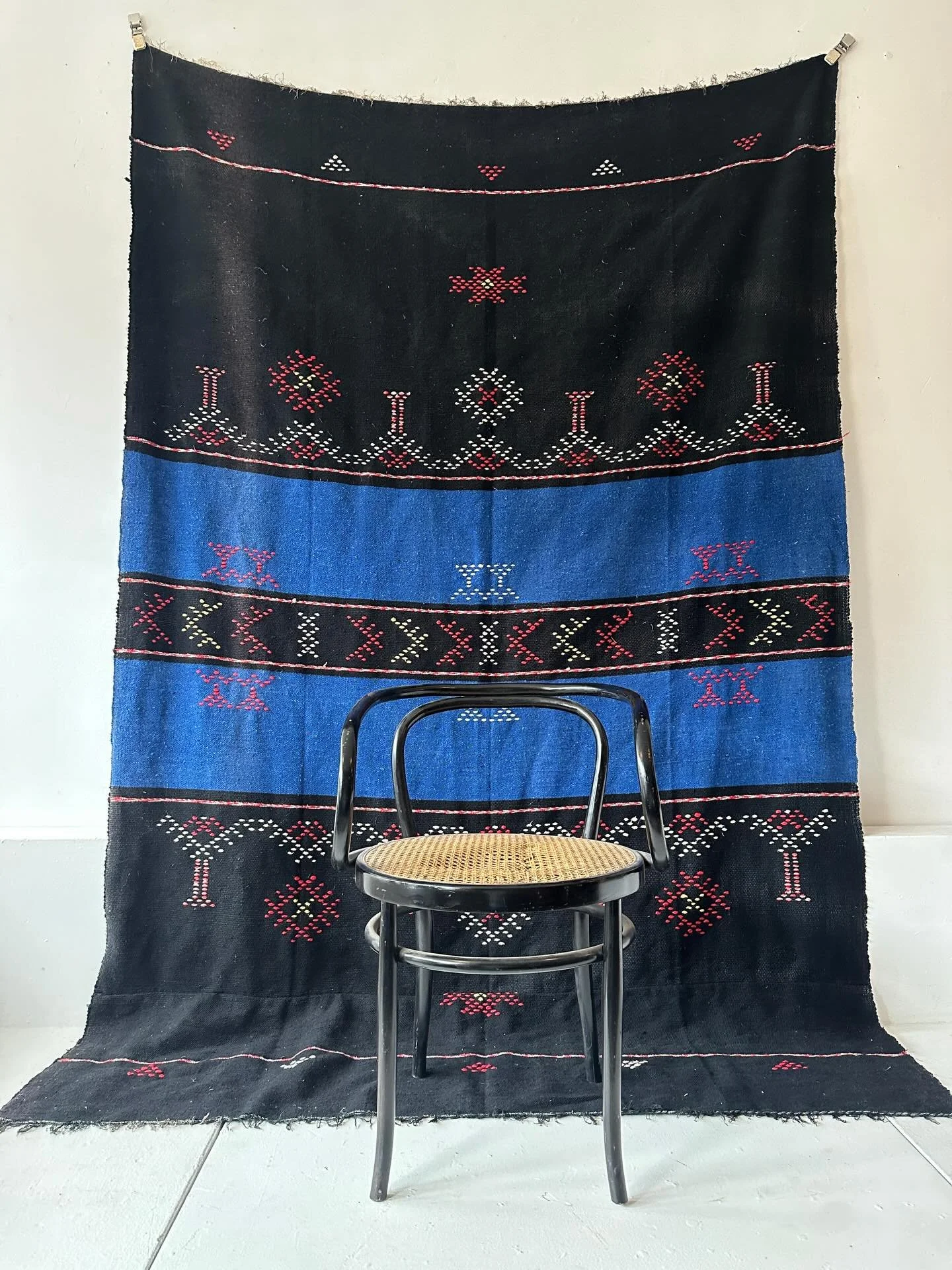 Mid century have woven rug.  Moroccan? 101&rdquo; x 65&rdquo;&hellip;$345 includes GTA delivery 💙