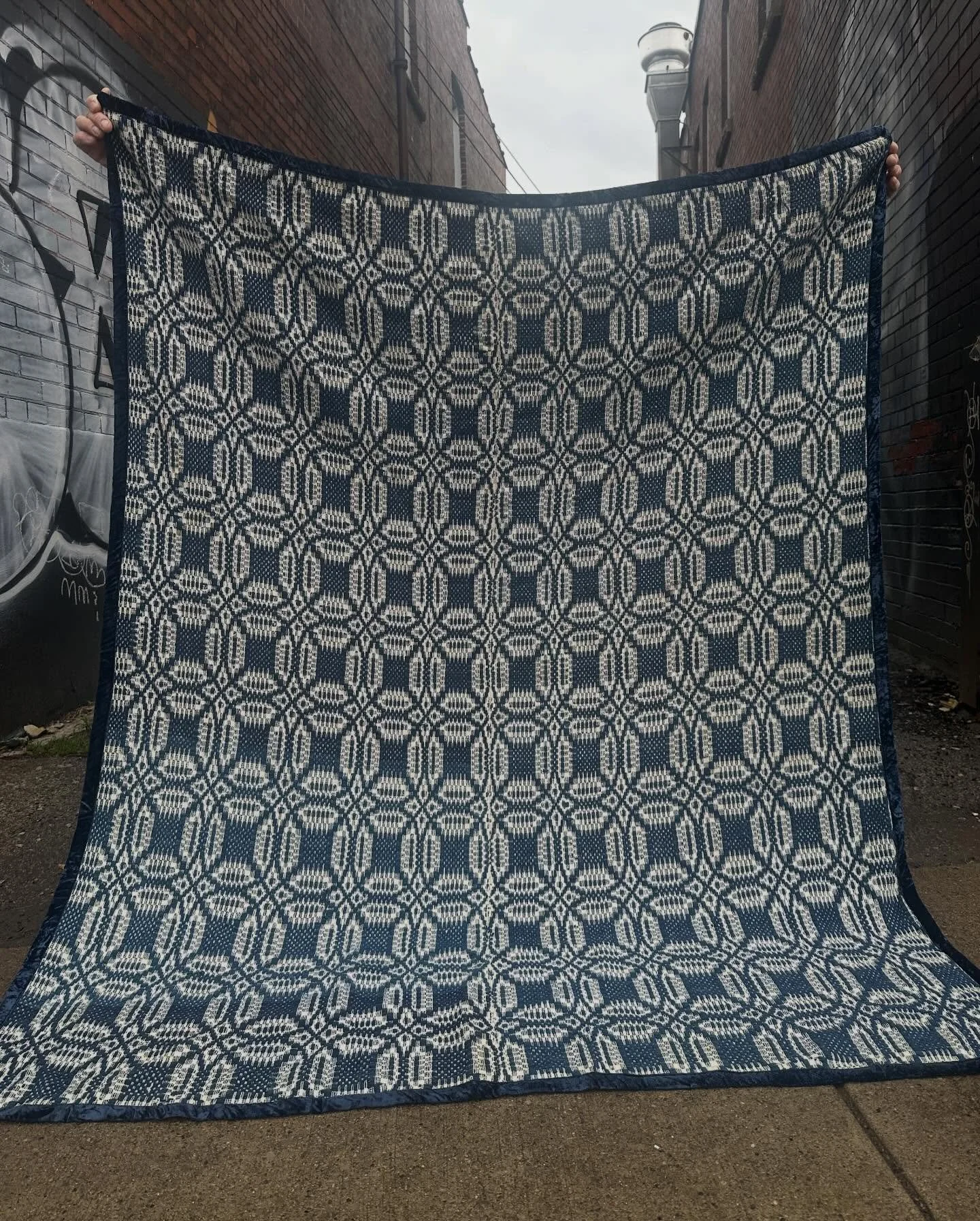 Nice early Ontario overshot Jacquard coverlet.  Circa 1840.  Has been cut down and a velvet edging added.  Minor discolouration here and there&hellip;70&rdquo; x 55&rdquo;&hellip;$125 plus HST includes GTA delivery 💙