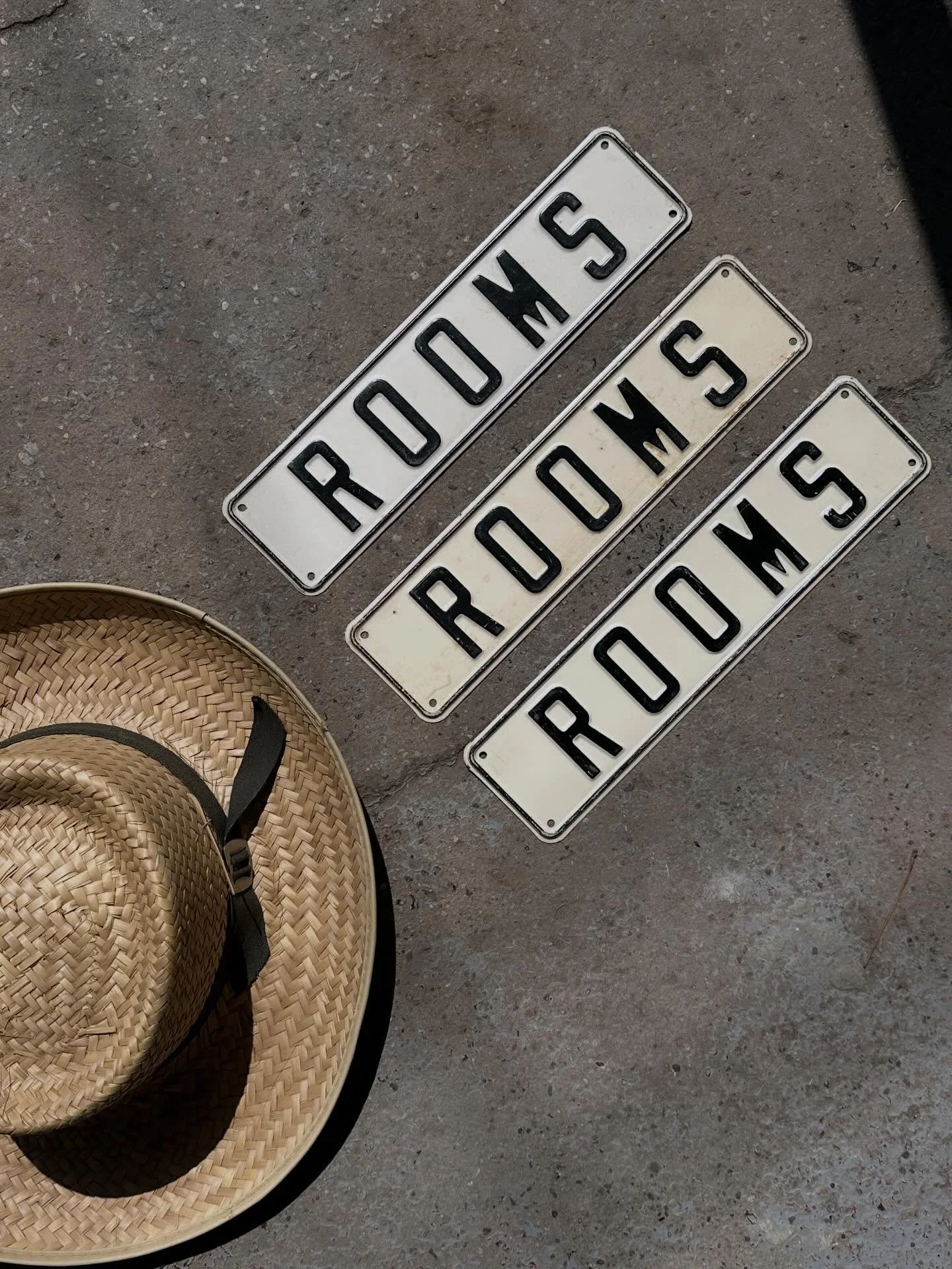 Three 1940s deadstock metal signs&hellip;approx 12&rdquo; x 3&rdquo;&hellip;$55 each plus HST included shipping in Canada 🏡