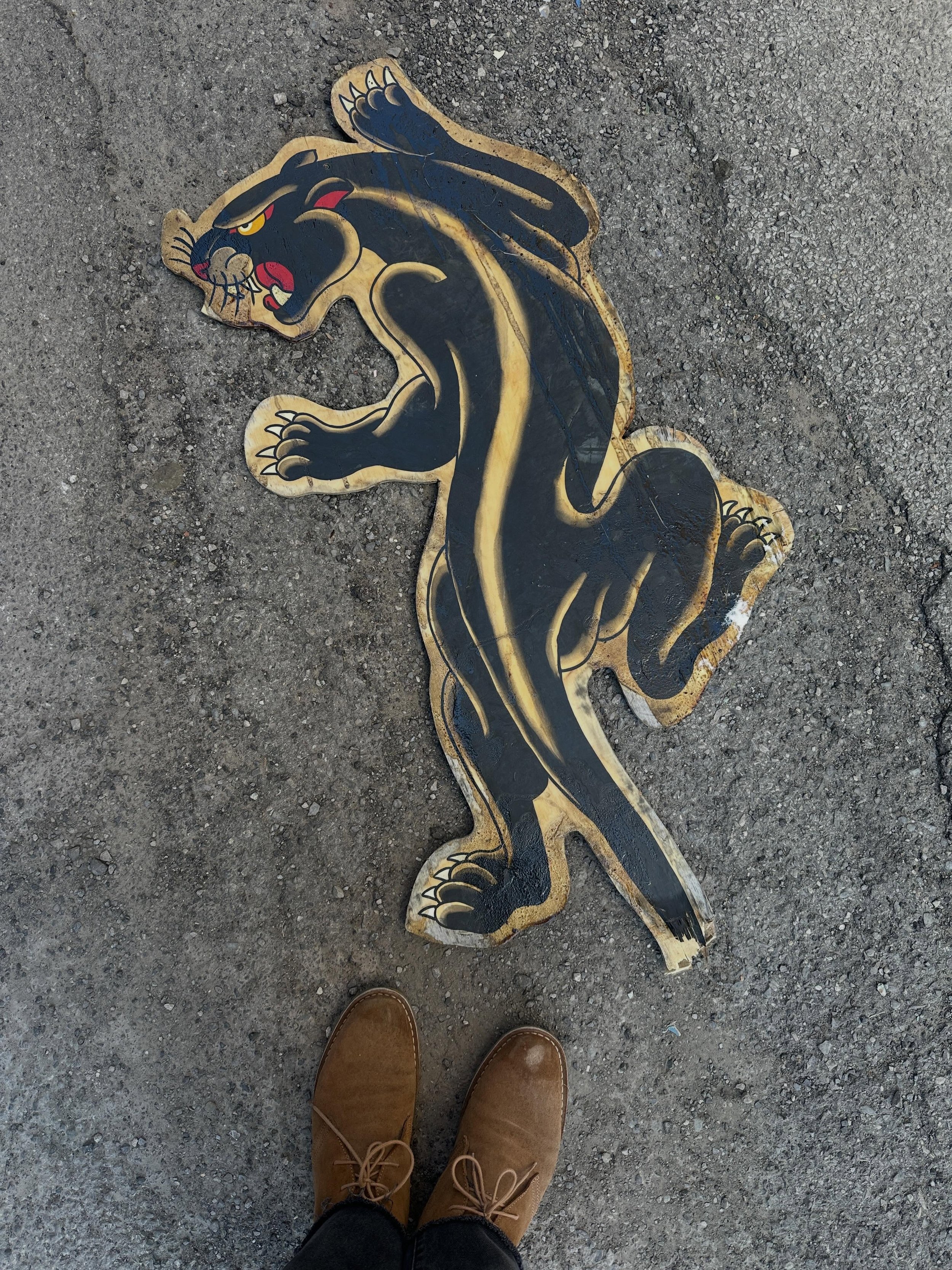 Excellent handpainted sign on ply from the outside of a tattoo shop&hellip;44&rdquo; long&hellip;🖊️ *SOLD