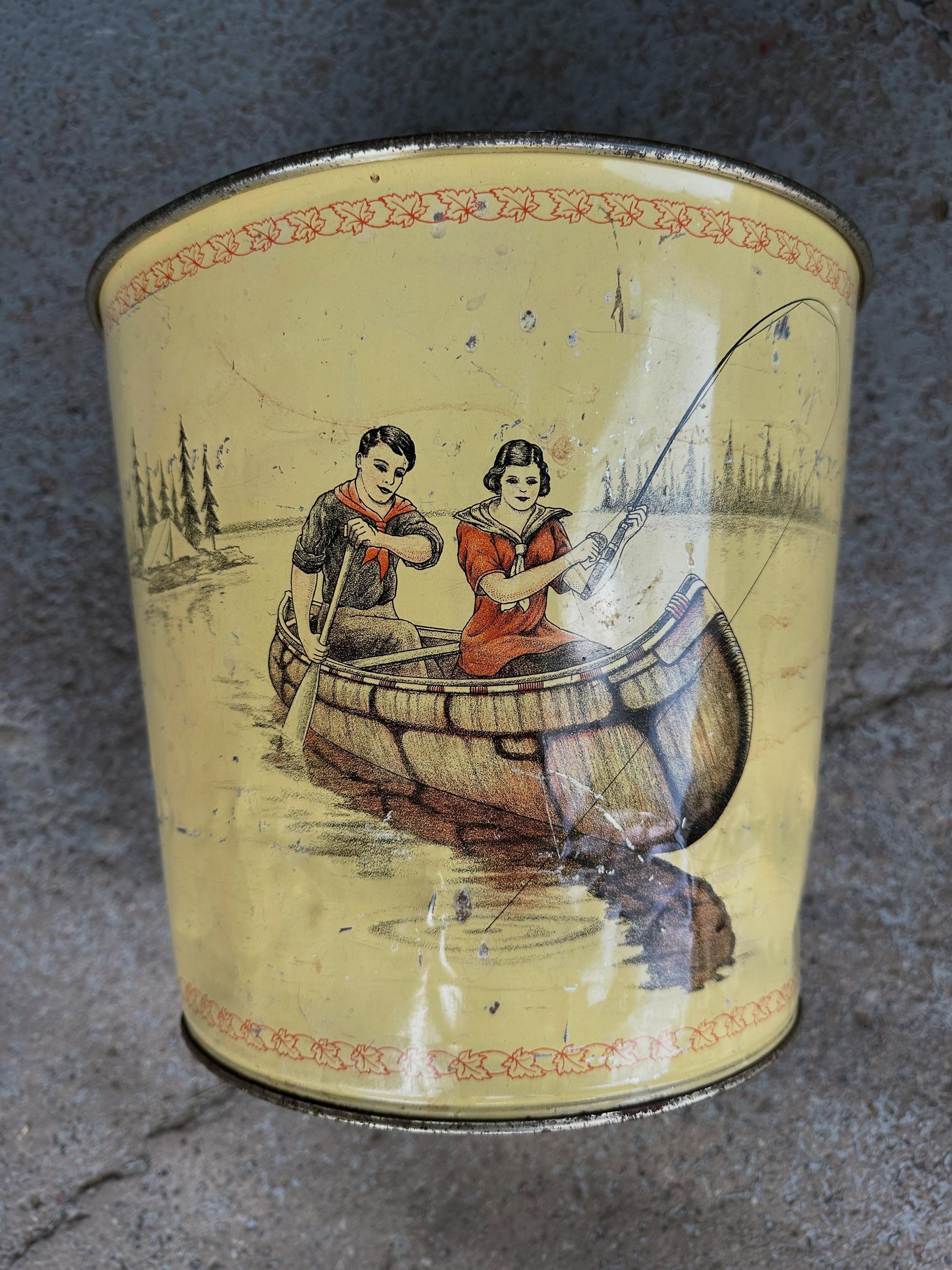 Lithographed 1920s metal waste bin..10&rdquo; high, 11&rdquo; diameter $85 plus HST includes GTA delivery 🏕️🛶 *pending