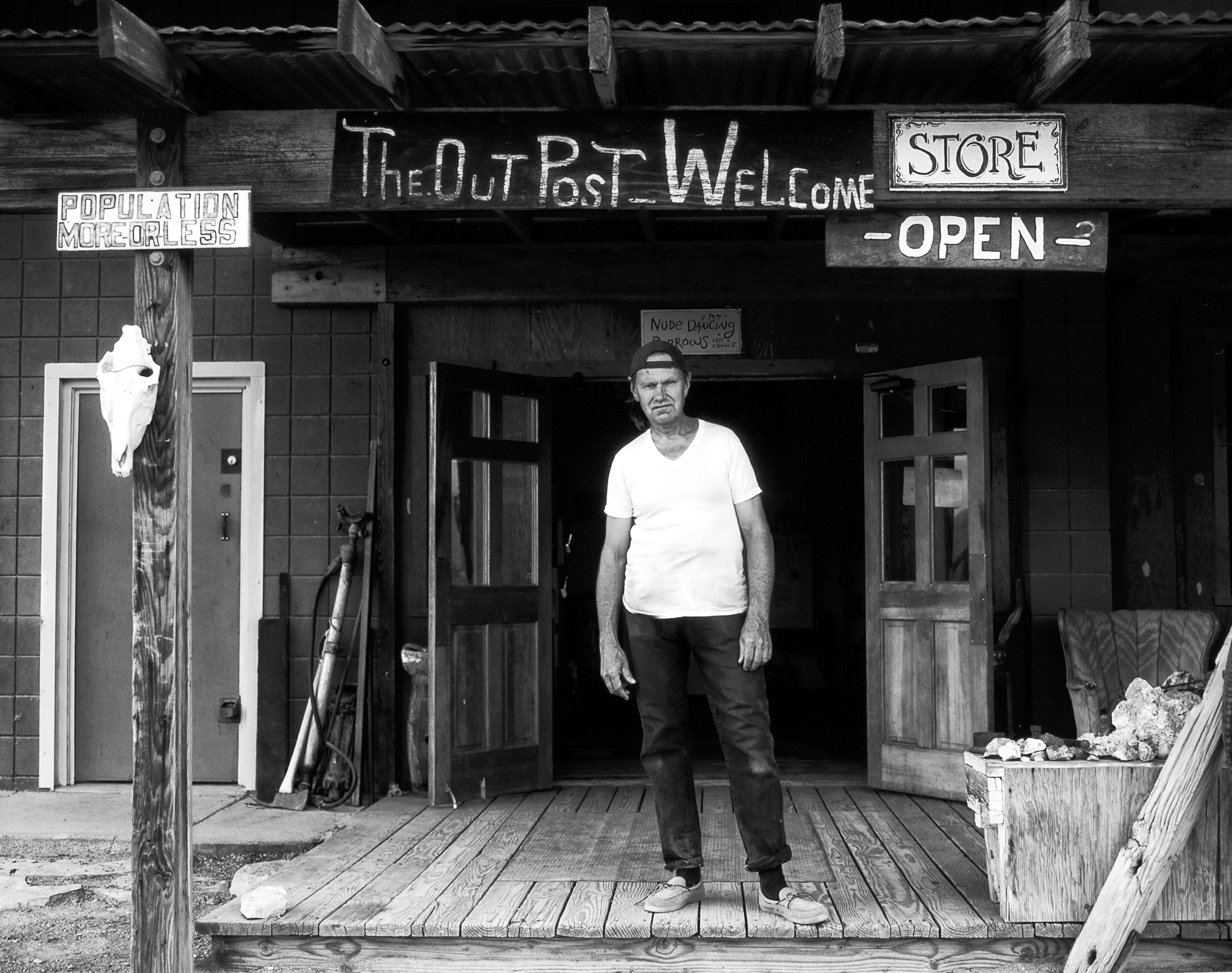 George & Rock's Outpost - Death Valley