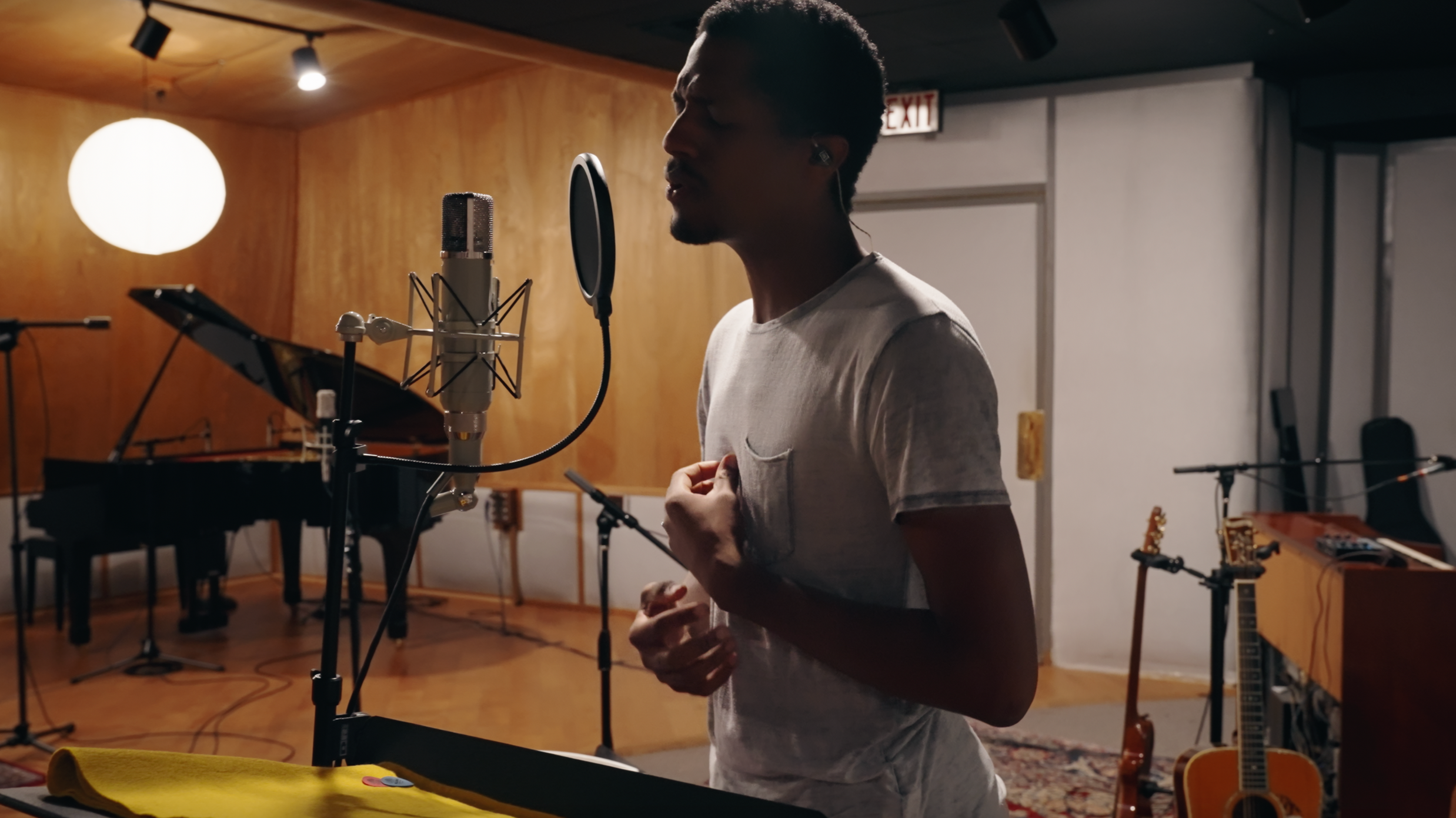 Ron Artis ii - Gold Pacific Studios - Simple Man - (with temporary vocals)