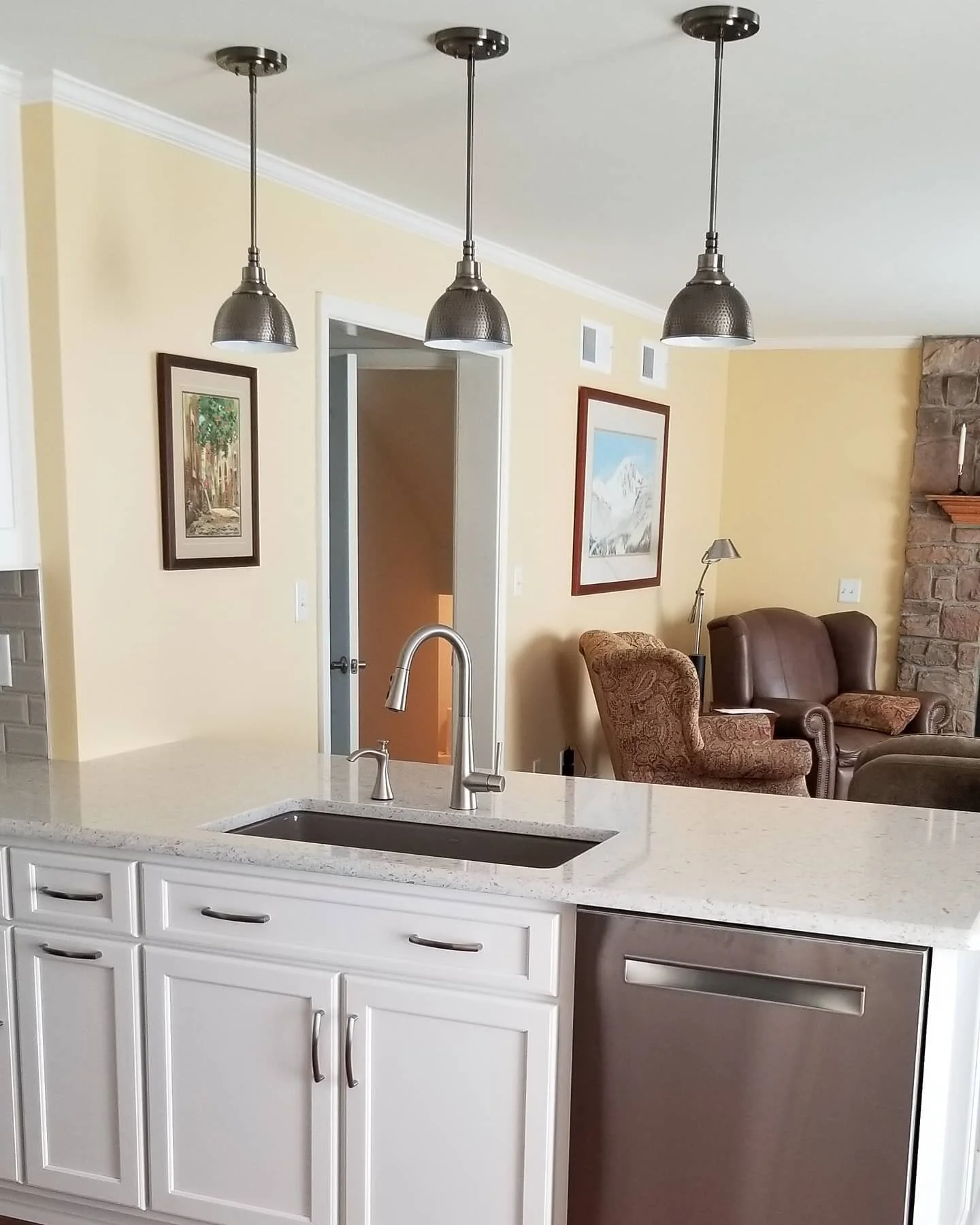 Traditional Kitchen Remodel by Kelly Homes & Remodeling project photo