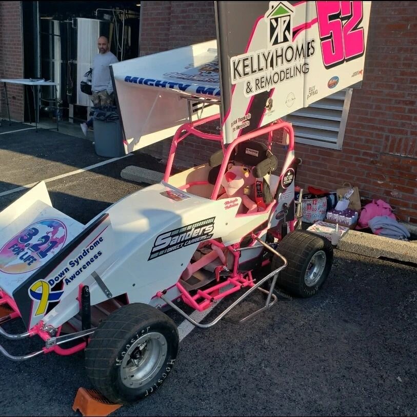 #kellyhomes will host local youth dirt track racer Makayla Fullerton of #mightymacmotorsports with her Car at our new business location Trick or Treat night.

We will be handing out candy! You can take pictures, and maybe catch a glimpse of the elusi