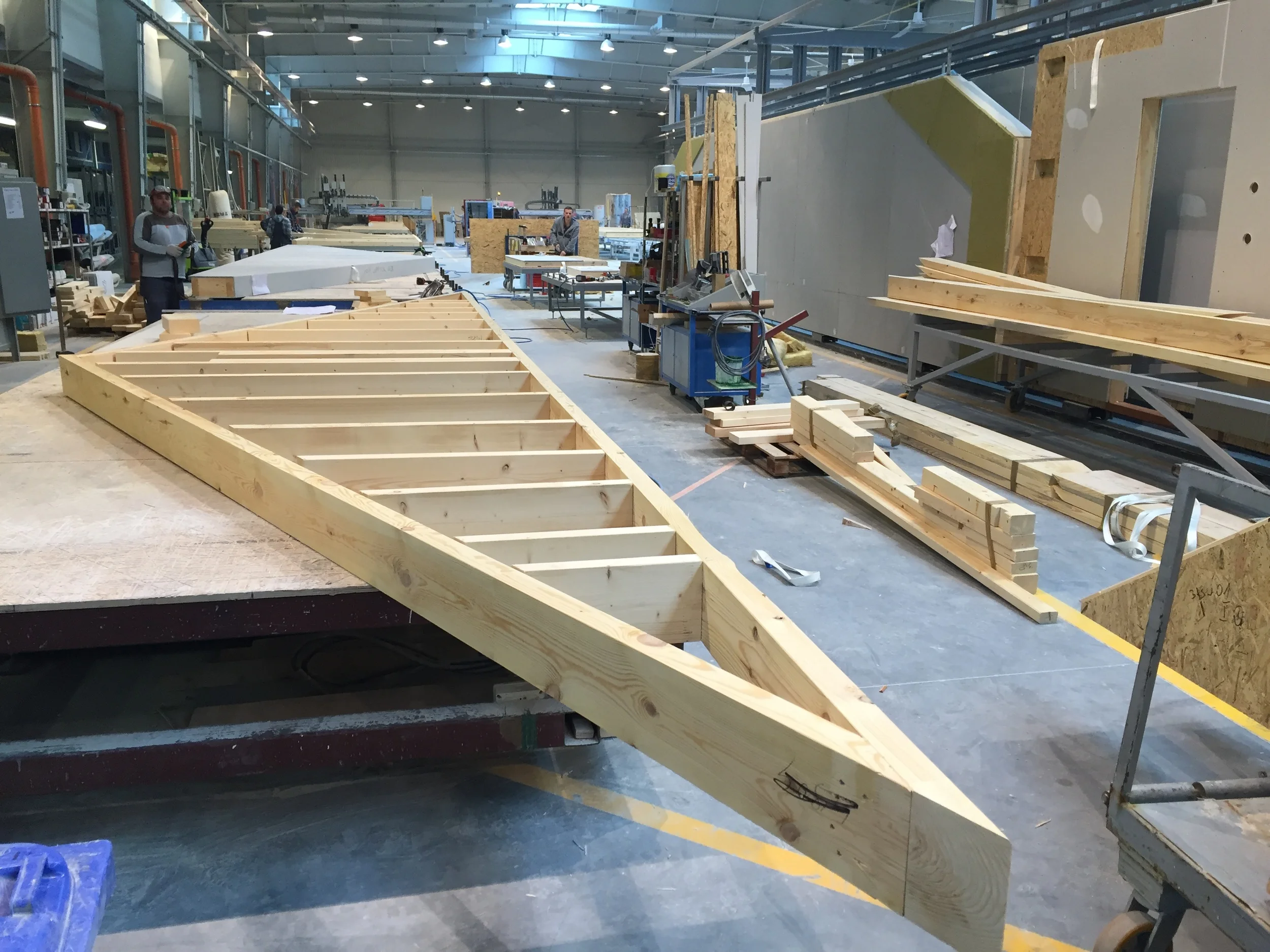 Our high quality factory environment allows us to provide you with a precise quote for your Dan-Wood house. We can also estimate by square foot or square metre. We usually quote for the turnkey build meaning that you don't have any extras and we build right up to the last tap if you want that level of completeness.