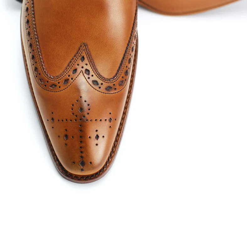 Jeffery-West---Cedar-Brogue-Gibson-toe-shape.jpg