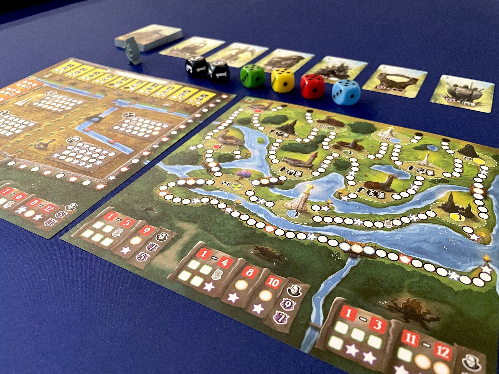 It's a roll and write but it should still have that Valeria feel! Have you played Valeria Dice Kingdoms? What did you think? 🎲
...
...
...
...
...
#valeriacardkingdoms #dailymagicgames #tabletopgames #bgg #boardgamegeek #gamenight #boardgames #board