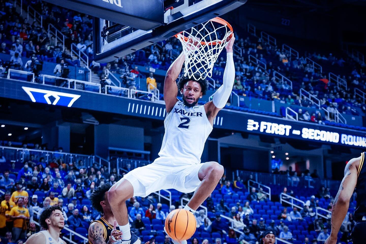 First and second rounds of @marchmadnessmbb with @xaviermbb 🪣