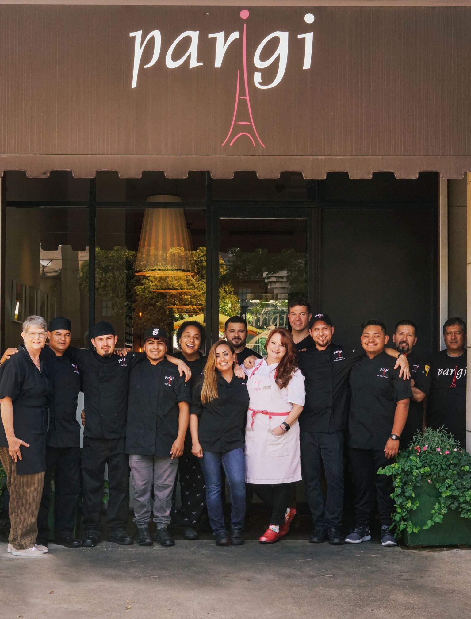 Chuy, Johnny, Rosie, Janice, Mayra, Daniel, Jessie, and Pedro