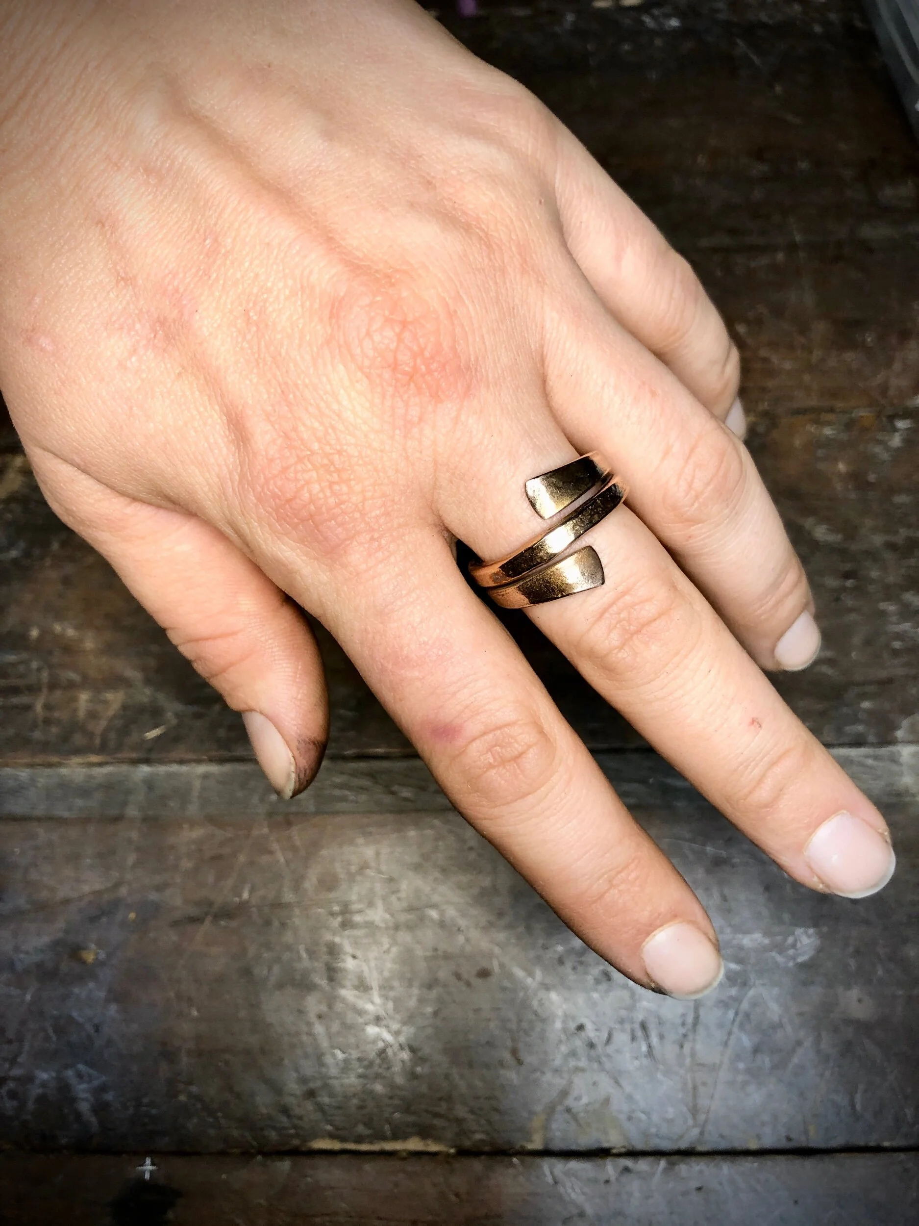 ADE0E1B6-774C-441B-B130-D23926DDACEE