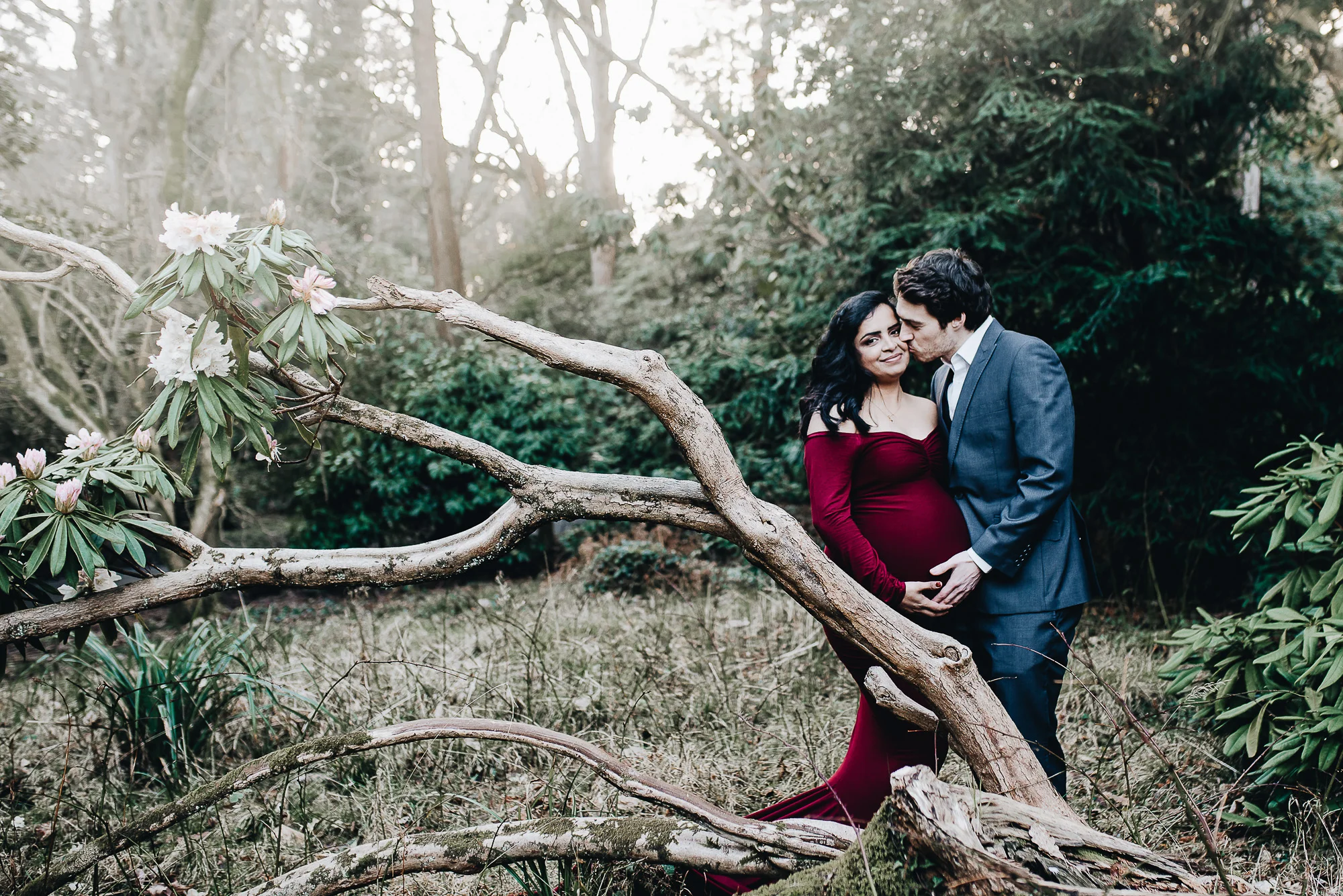 OurBeautifulAdventure-MaternityShoot-ClyneGardens-7241.jpg