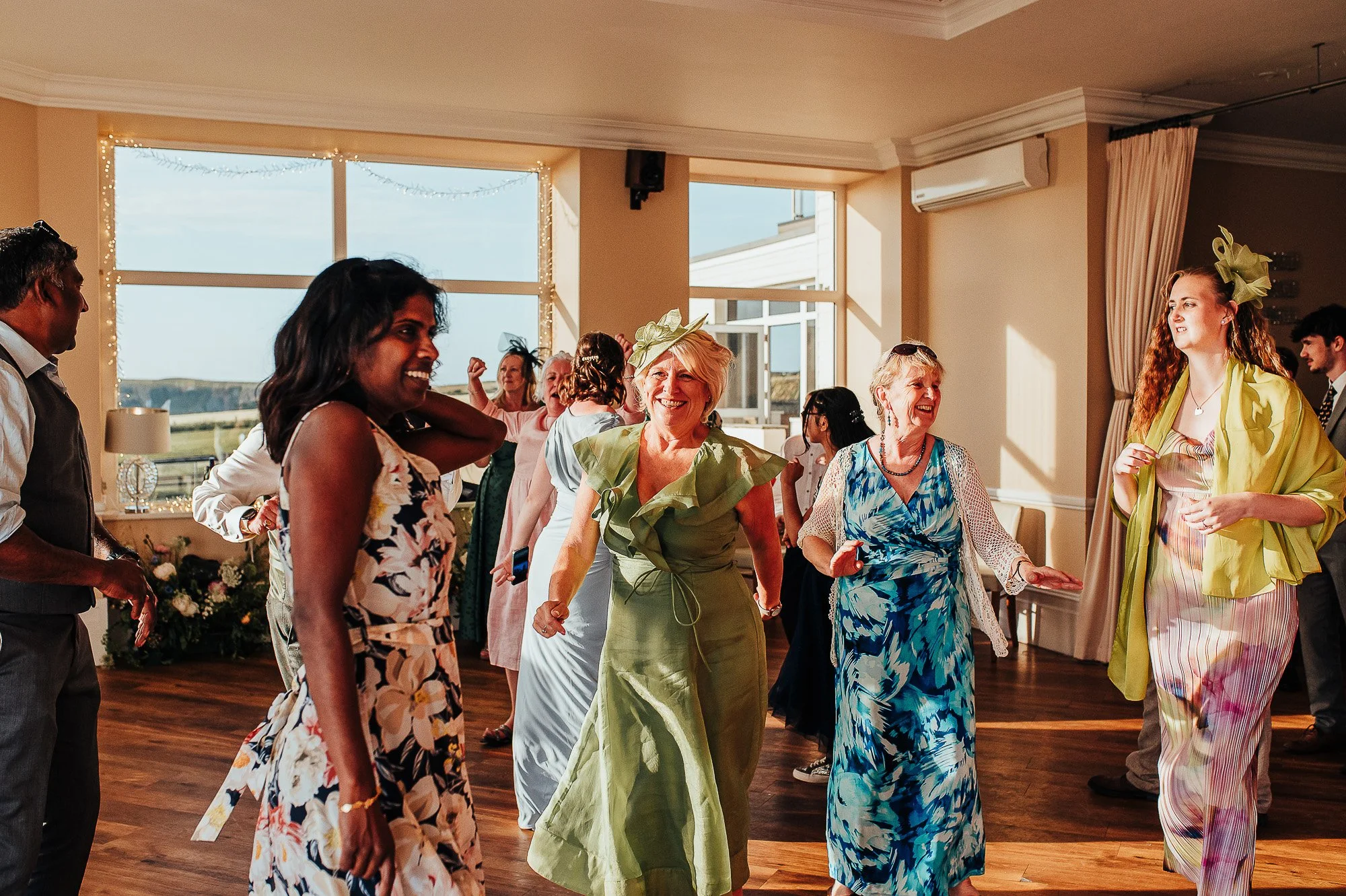 OurBeautifulAdventure-CliffHotelWedding-Blog-4004.jpg