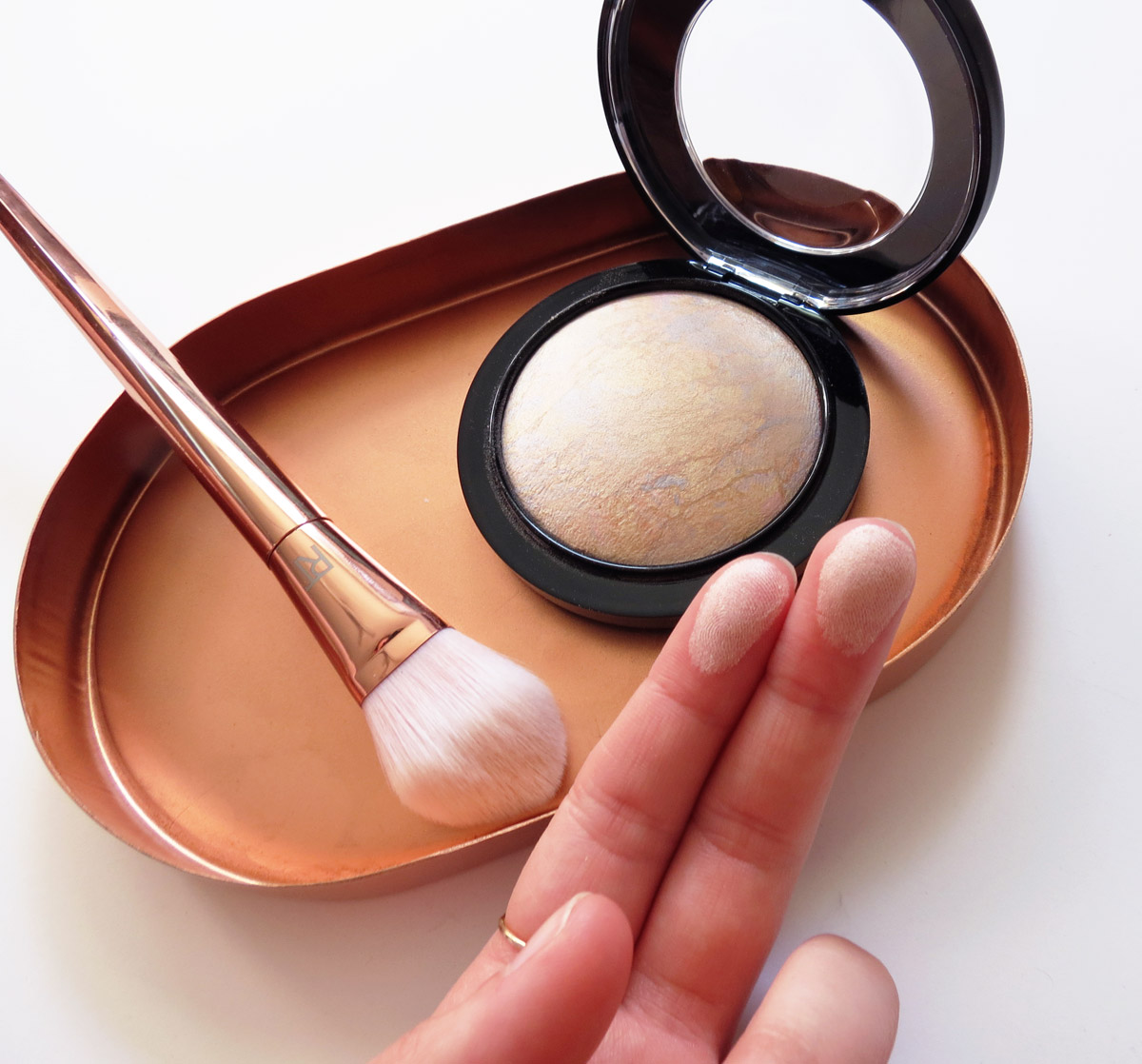 mac mineralize skinfinish review for indian skin mac mineralize skinfinish review for indian skin