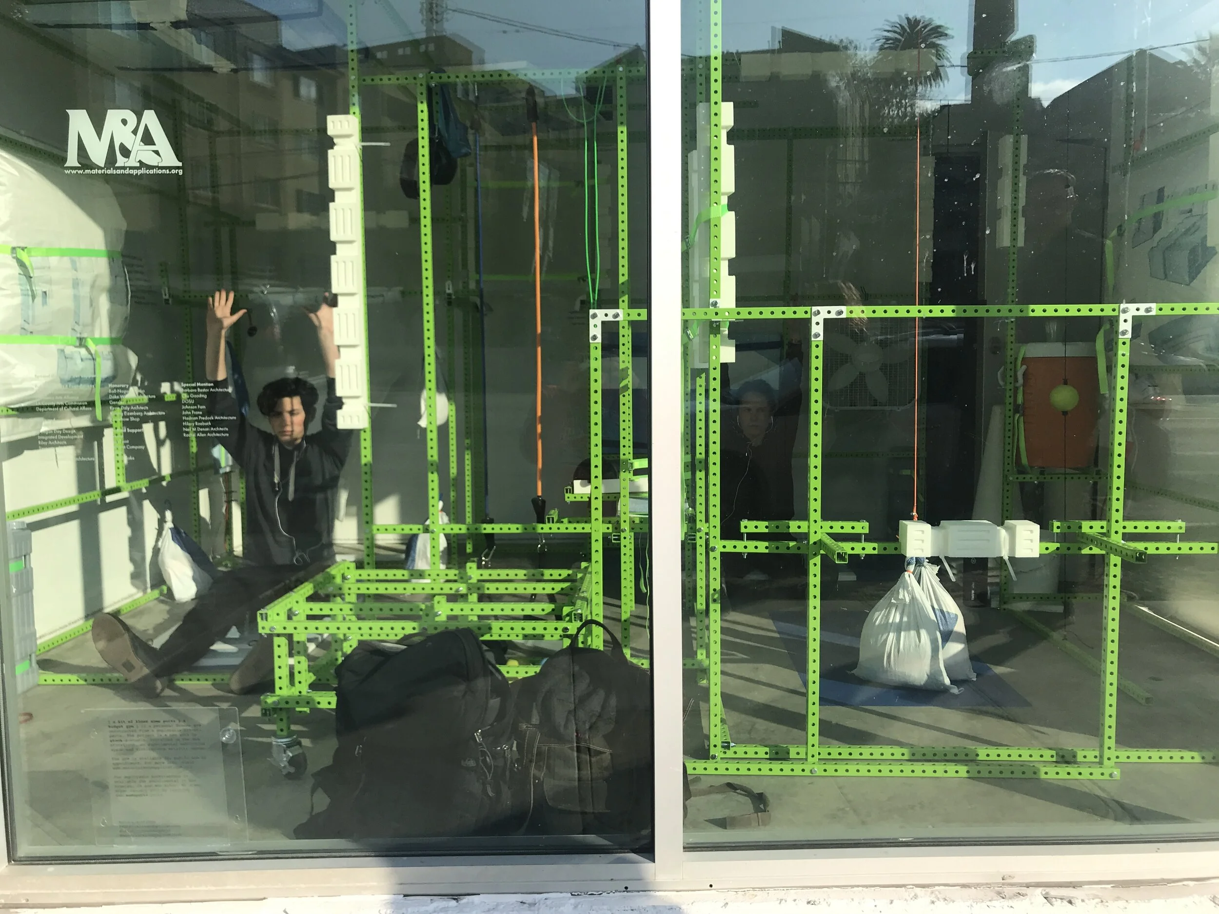 SLOW DANCE x budget gym