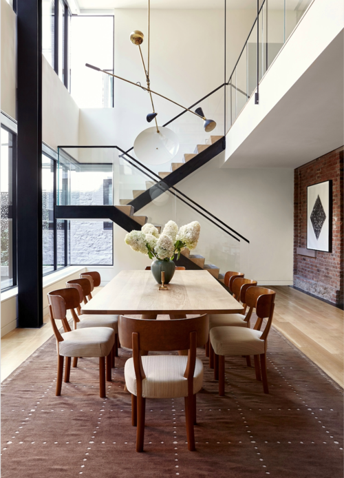 Beautiful modern dining room design - Alyssa Kapito Interior Design