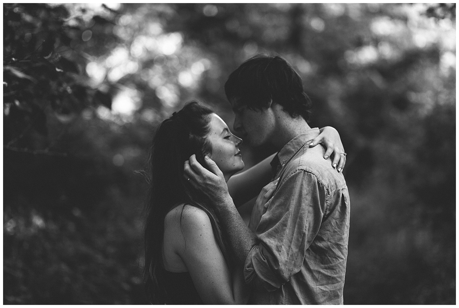 lavender.photoshoot.lavenderfarm.kentucky.engagement.anniversary.photography-28.jpg