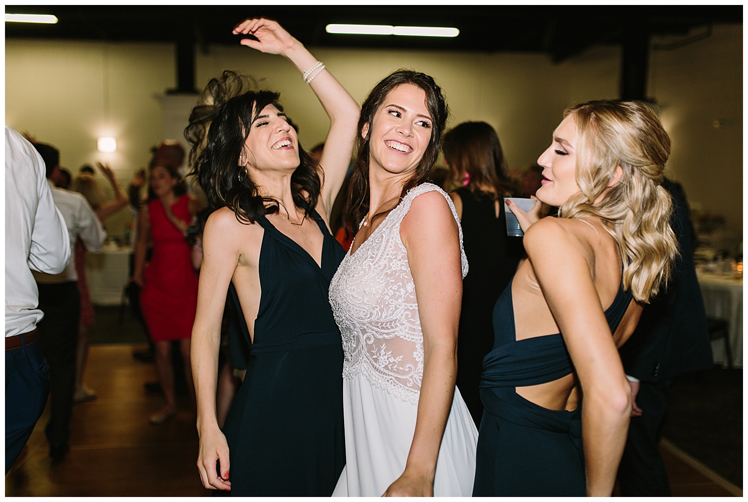 trent.and.kendra.photography.jeffersonian.louisville.wedding-176.jpg