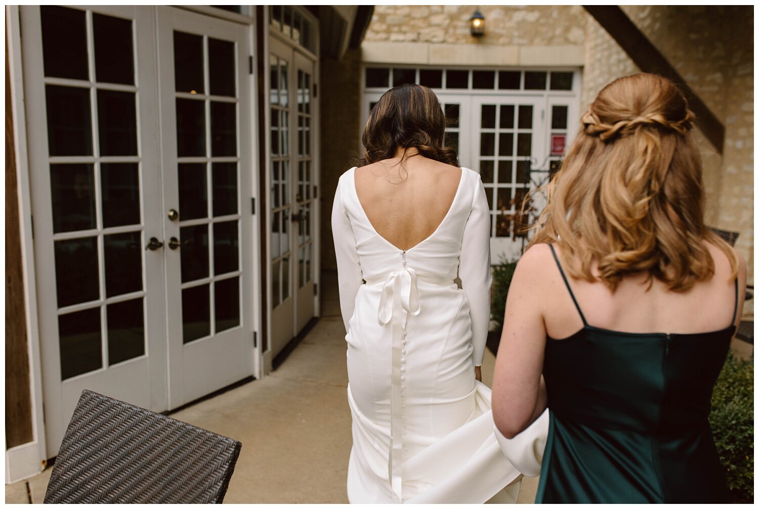 Kendra_Farris_Photography_chicago_intimate_wedding_winter_wedding_chicago_photographer_herrington_inn_wedding-25.jpg