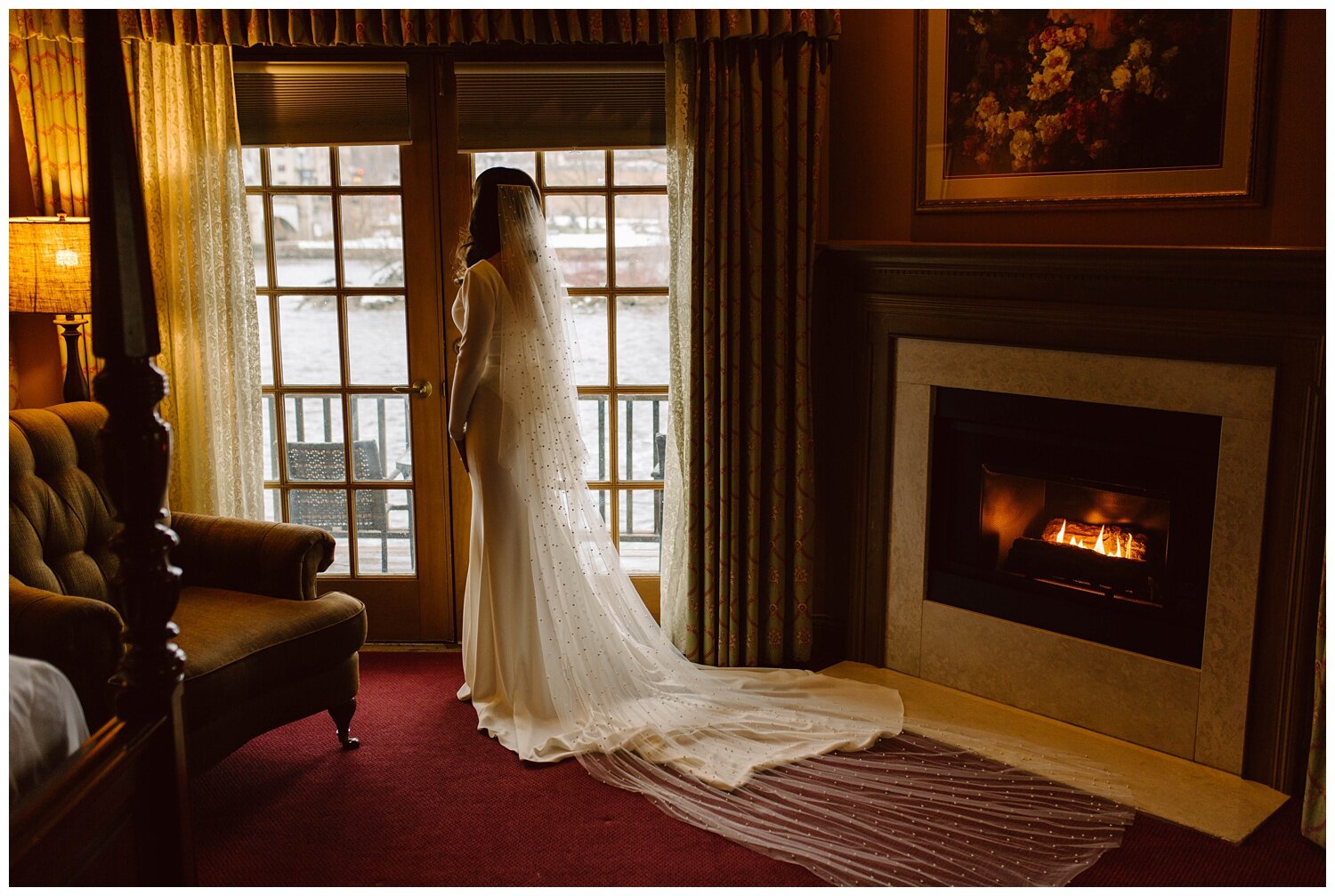 Kendra_Farris_Photography_chicago_intimate_wedding_winter_wedding_chicago_photographer_herrington_inn_wedding-42.jpg