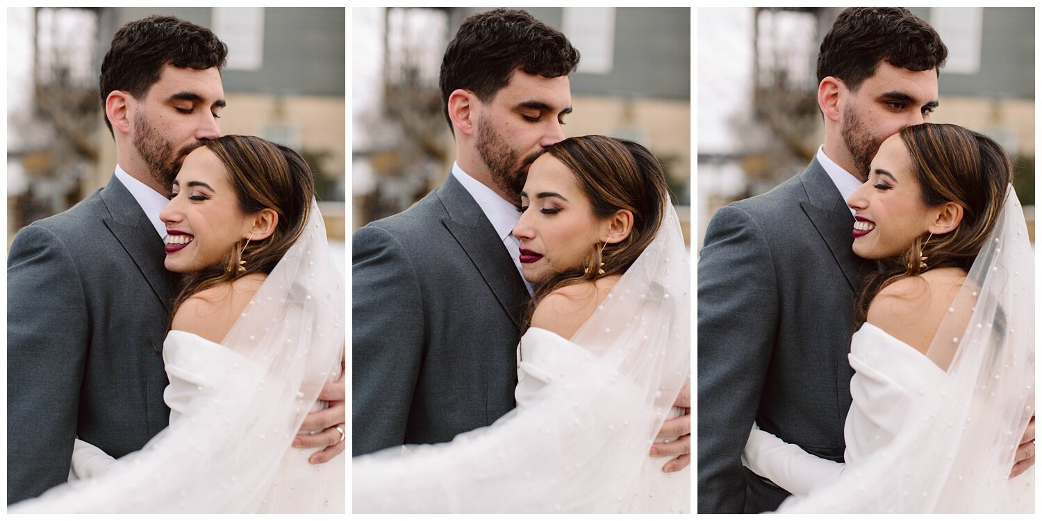 Kendra_Farris_Photography_intimate_wedding_winter_wedding_chicago_photographer_herrington_inn_wedding-91.jpg