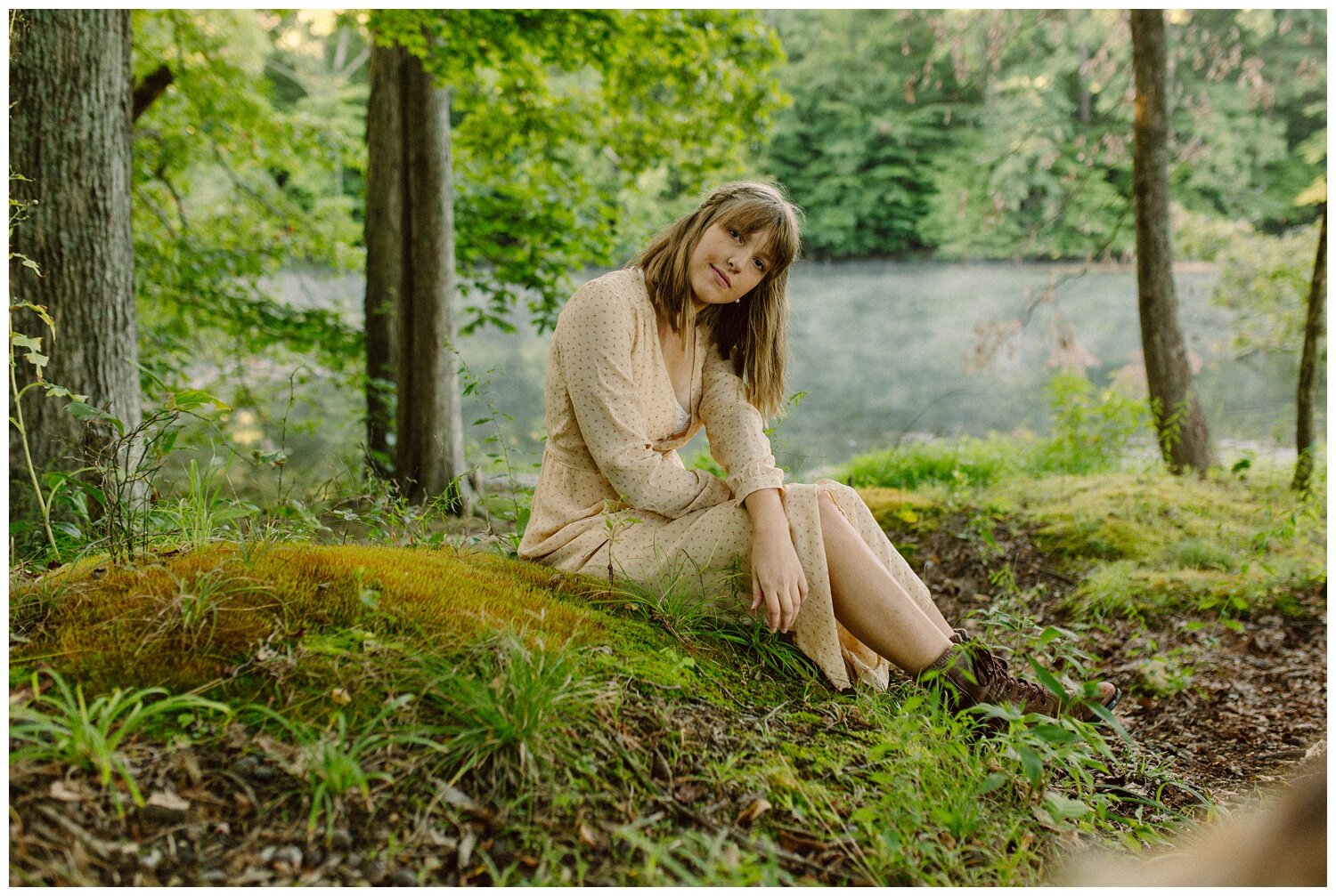 Kendra_Farris_Photography_folklore.inspired.photoshoot.taylor.swift-30.jpg