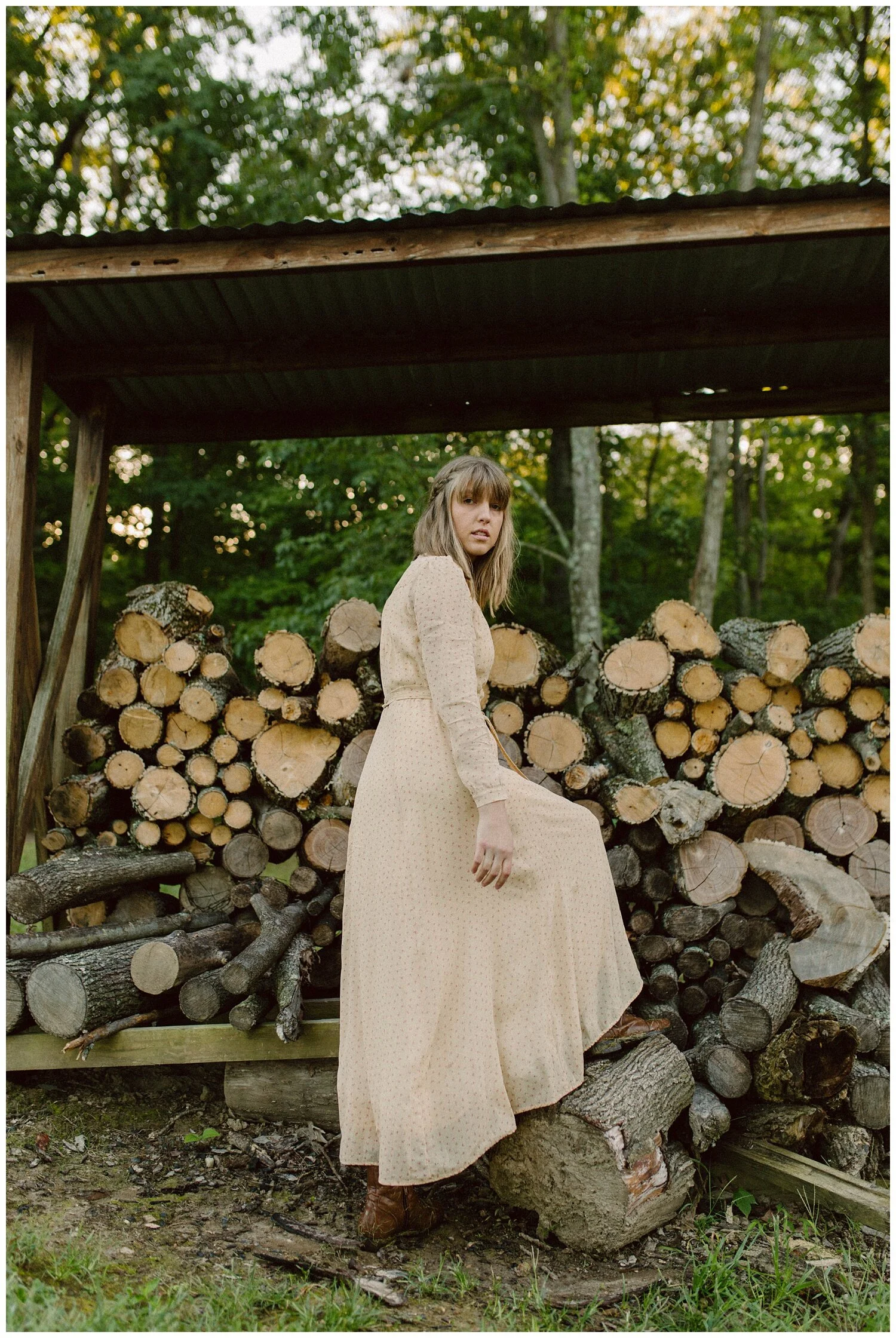 A Taylor Swift Folklore-Inspired Photoshoot