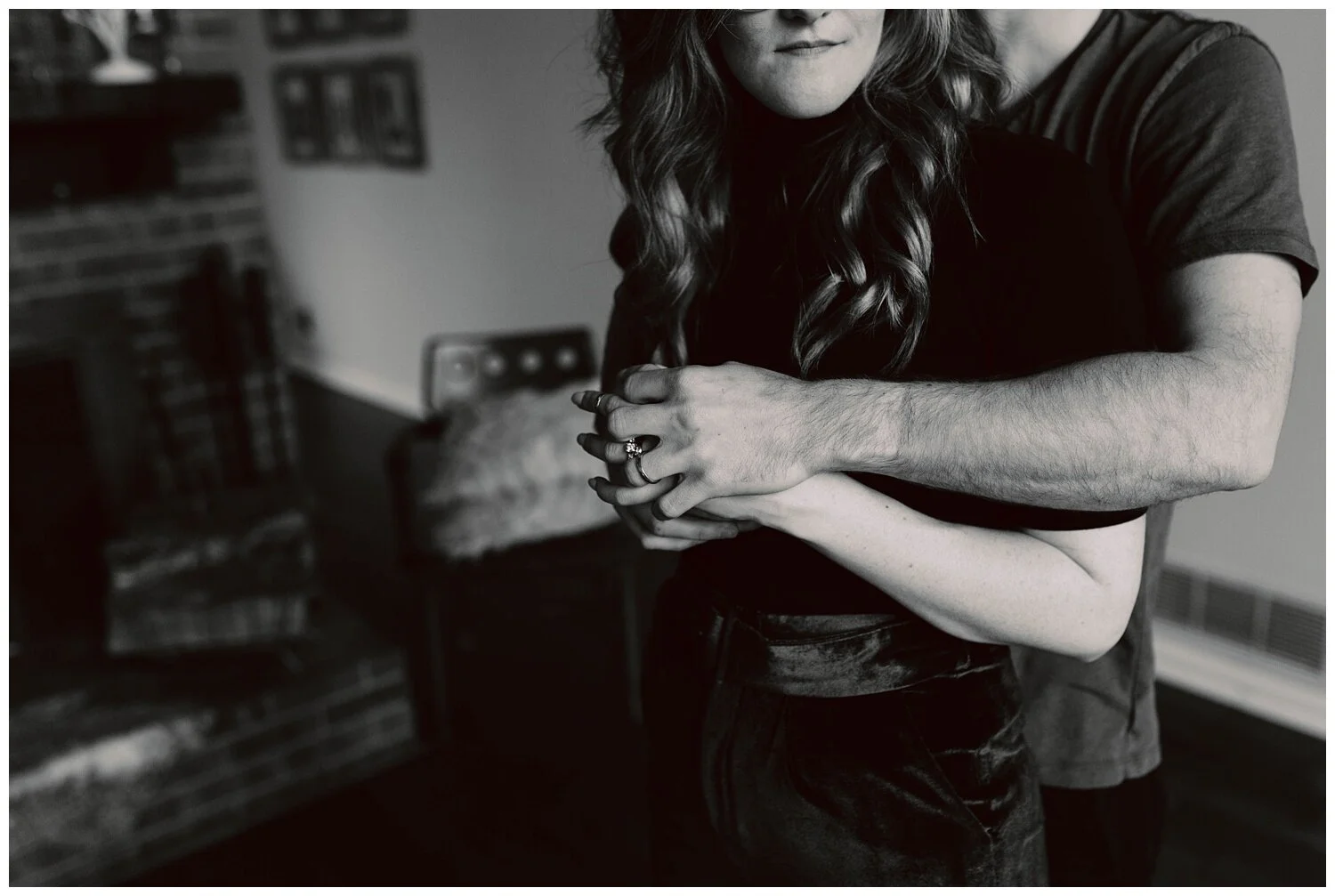 Kendra_Farris_Photography_Home_Session_Couple_Lifestyle_Photography_Louisville_Kentucky-122.jpg