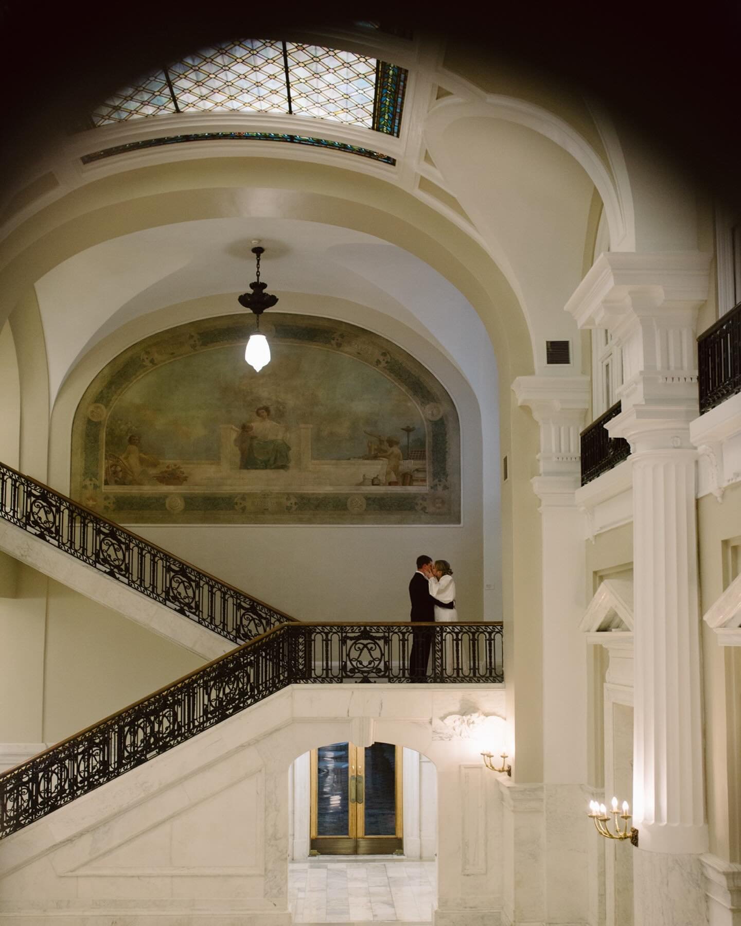 Part 2 of Matthew &amp; Katie&rsquo;s elopement &hellip; while rain can be romantic, it ended up storming &amp; being super windy at the first location (in a not cute way for photos). I suggested the library downtown, so we went spur of the moment - 