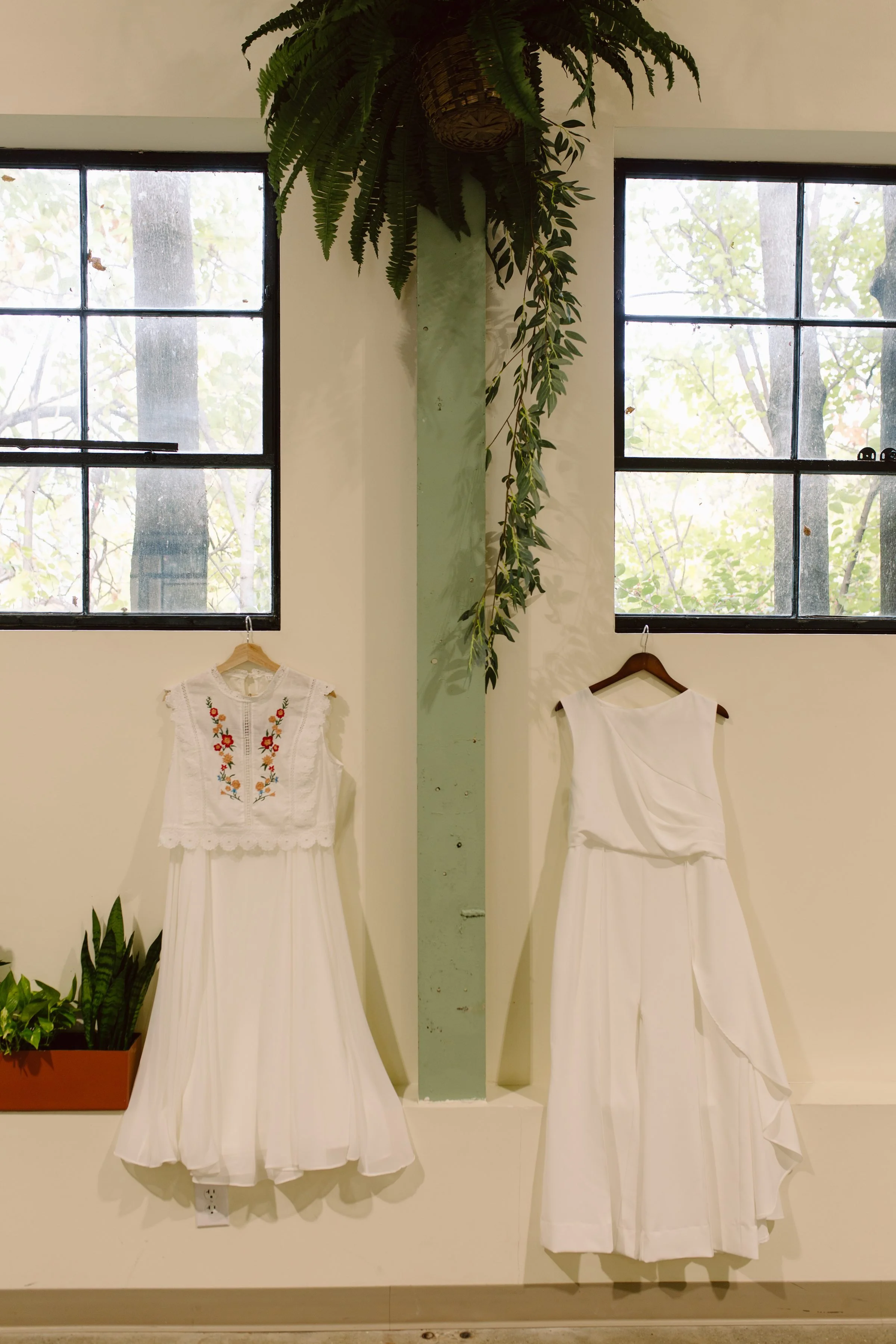 Eco-friendly Fall Wedding at Germantown Gables in Louisville- Kentucky04.jpg