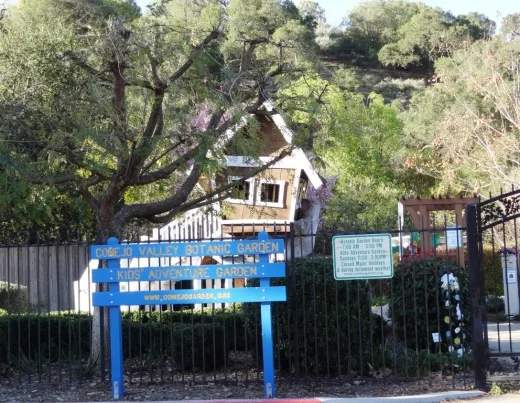 KidsAdventureGarden_front.jpg