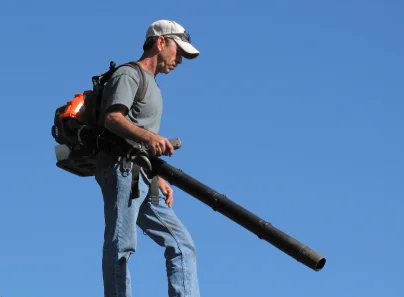 iStock_LeafBlower.jpg