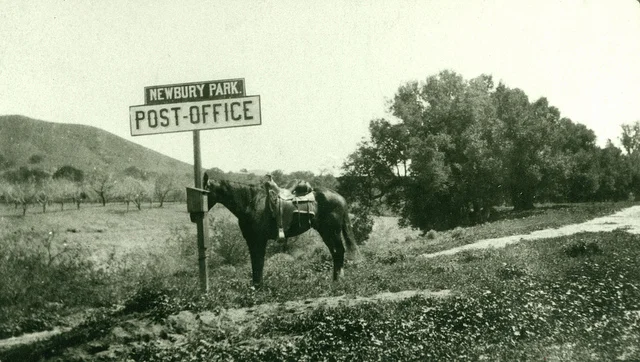 Horse tied to a sign indicating the Newbury Park Post Office, in 1909. The location was near modern-day Lynn Ranch. (Courtesy of the Thousand Oaks Library Local History Photo Collection).