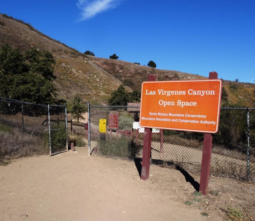 Trailhead at northern end of Las Virgenes Road in Calabasas