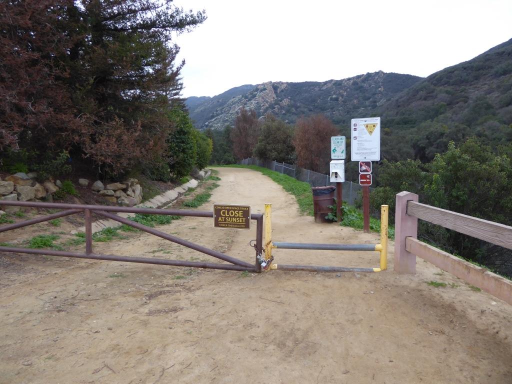 Trailhead at east end of Lang Ranch Parkway, to Albertson Fire Road trail.