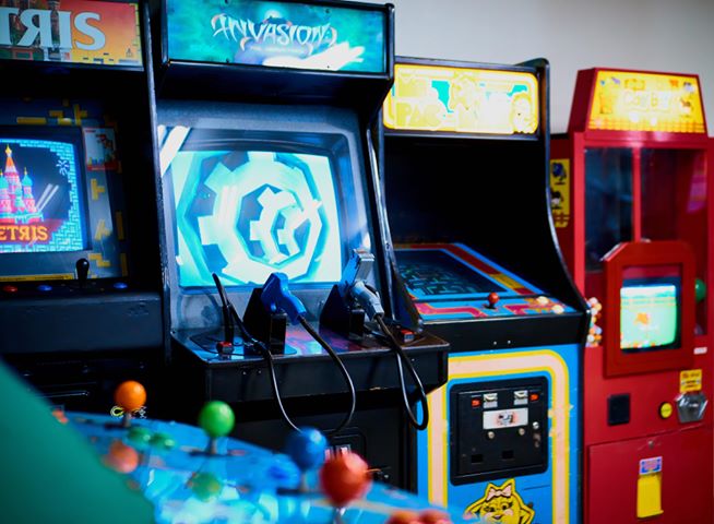 Leo's Arcade & Games in Fillmore (CLOSED) — Conejo Valley Guide ...