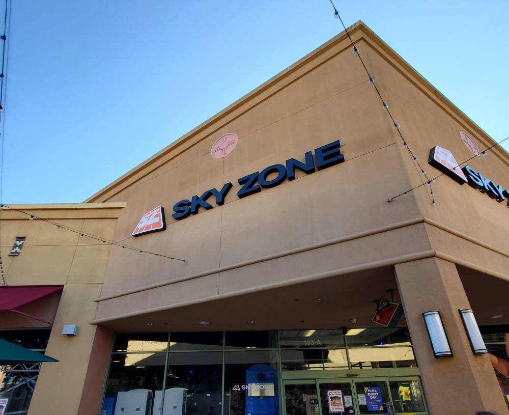 Sky Zone Thousand Oaks at Janss Marketplace — Conejo Valley Guide