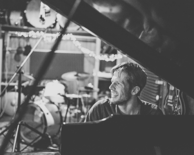 Michael Chinworth is a pianist, composer, producer and engineer. As an artist, Michael has worked extensively with composer Nicholas Brooke , The Trevor Wilson Vocal Ensemble , Pat Hull and many others. As engineer and producer, Michael has worked with Pat Hull, Tavo Carbone and has produced a wide variety of original music . Drop a line for inquiries at mchinworth@gmail.com.