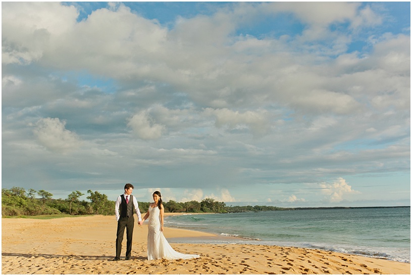Maui Wedding photographer | Maui wedding | Little Beach