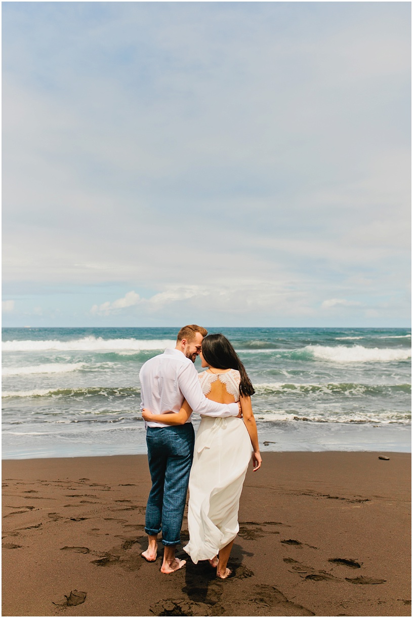 Hawaii wedding photographer waipio