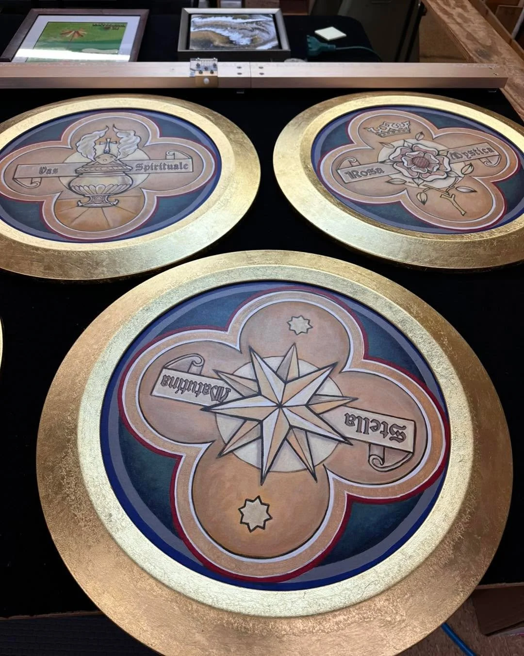 We were thrilled to create a custom solution to a very specific request for our client that is a Liturgical Designer! 

(There may have been quite a few test pieces done to get it right with the actual art 🤣) #thekingscustomframing #custompicturefra