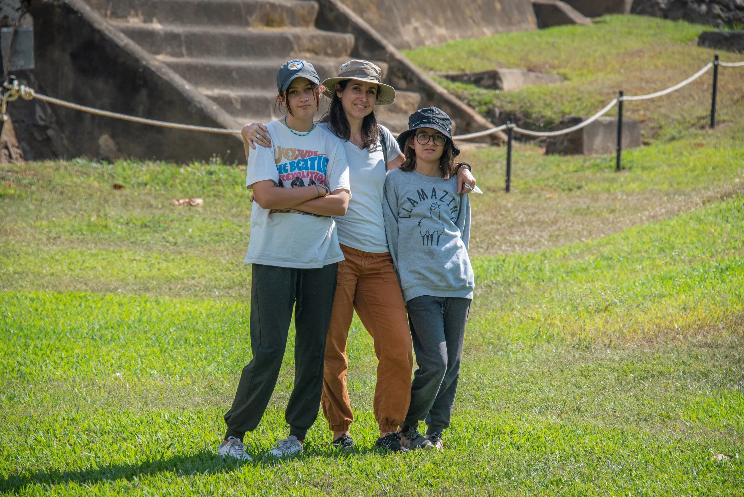 Laughs at Cholera (and Educates Neanderthals)