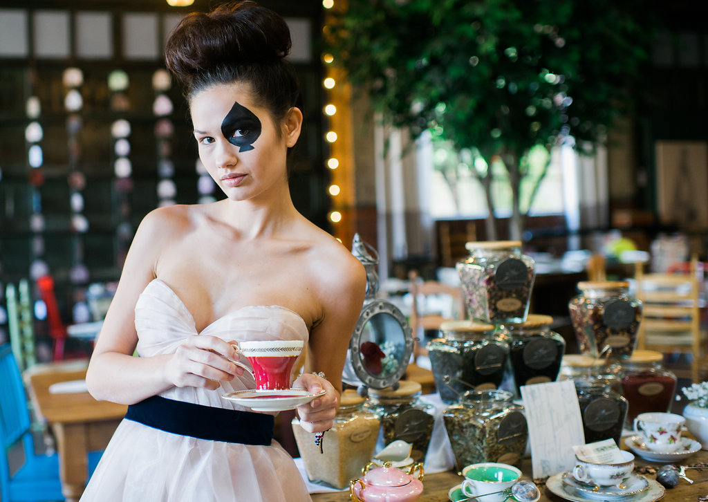 alice-in-wonderland-wedding-rach-lea-photography-rach-loves-troy-photography-ivory-and-beau-bridal-boutique-soho-cafe-savannah-wedding-venue-savannah-weddings-savannah-wedding-planner-sarah-seven-golden-lights-blushing-forever-september-13.jpg