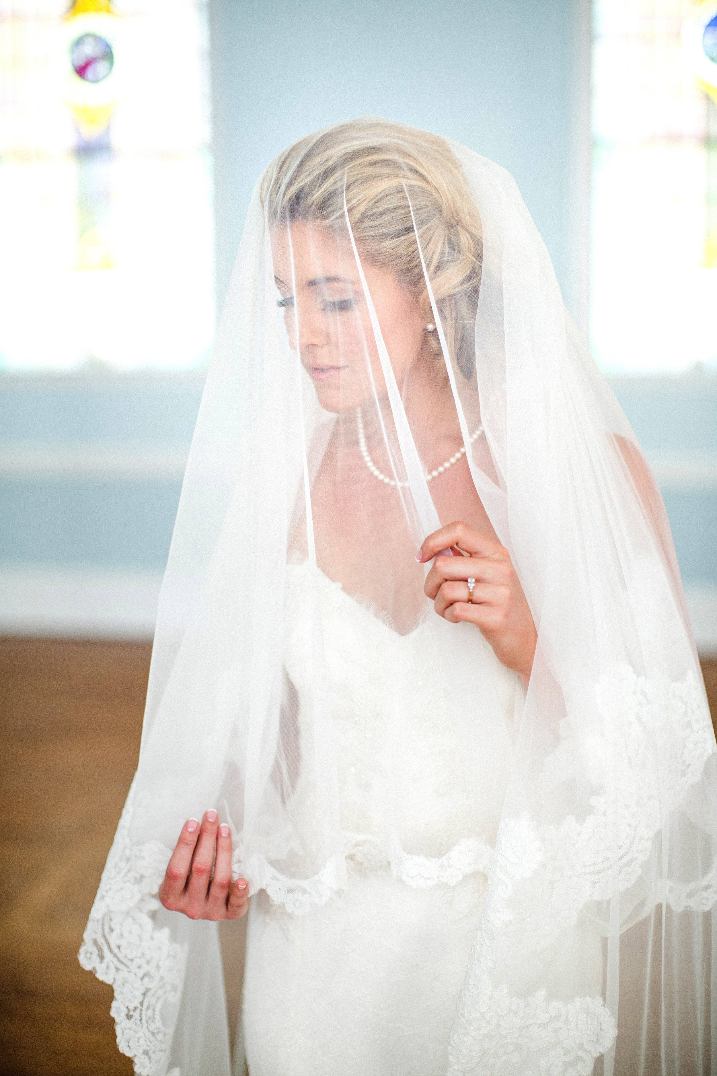 Hillary-and-Brian-izzy-hudgins-photography-anais-anette-tristan-lace-mermaid-wedding-dress-ivory-and-beau-bridal-boutique-savannah-bridal-boutique-savannah-wedding-dresses-savannah-bridal-gowns-savannah-wedding-dresses-first-babtist-savannah-16.jpg