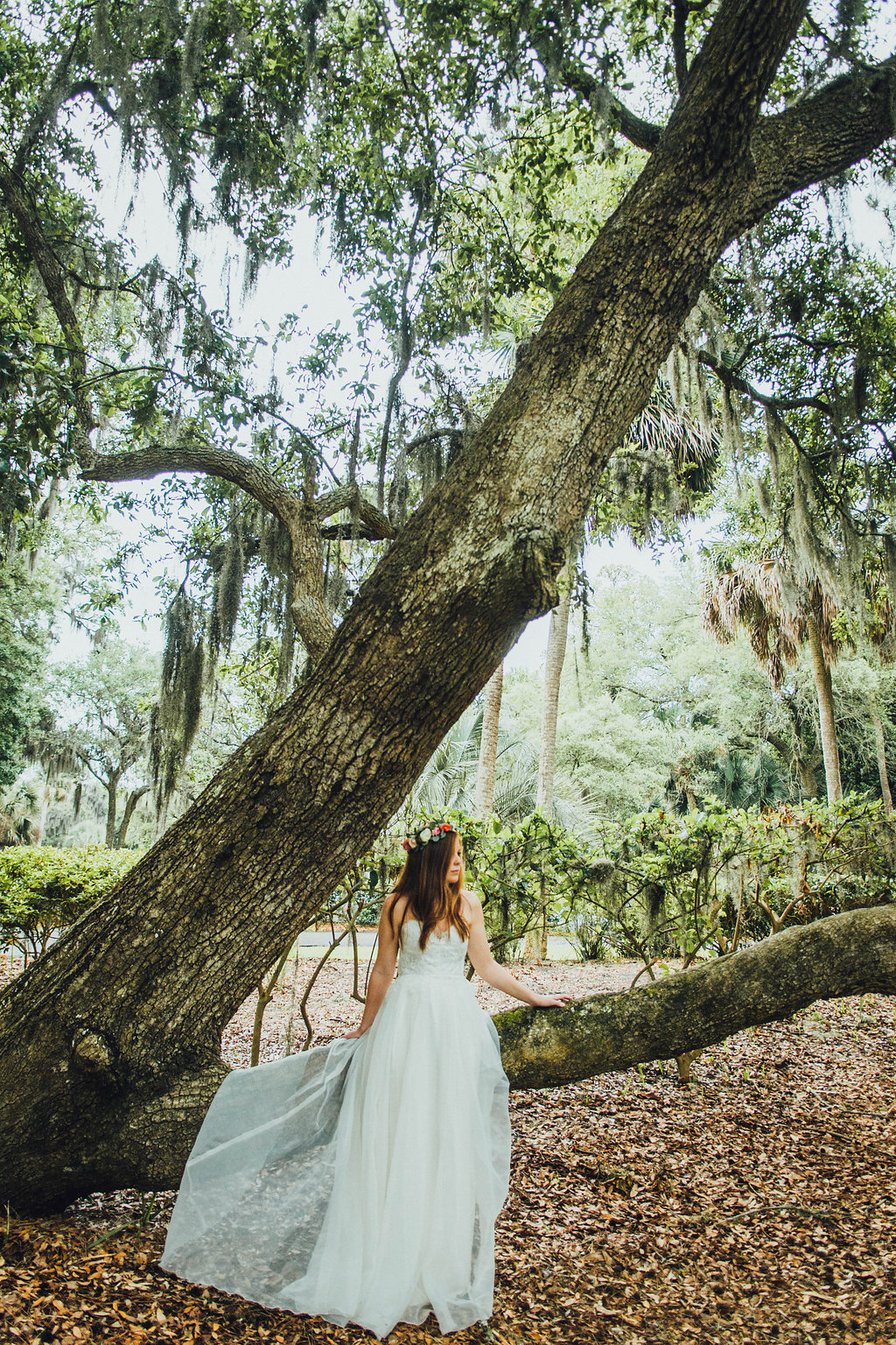 Urban-Poppy-Southern-Wedding-Mallory-and-Justin-photography-ivory-and-beau-bridal-boutique-sarah-seven-marion-boho-bride-indie-bride-indie-wedding-dress-savannah-weddings-hilton-head-weddings-beach-wedding-10.jpg