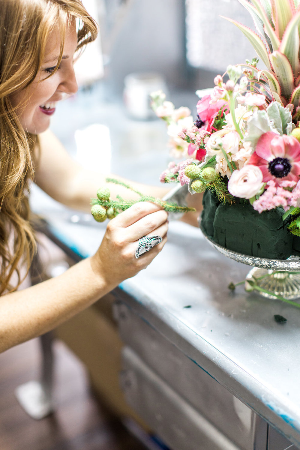 savannah-soiree-valentines-day-floral-centerpiece-tutorial-ivory-and-beau-9.jpeg